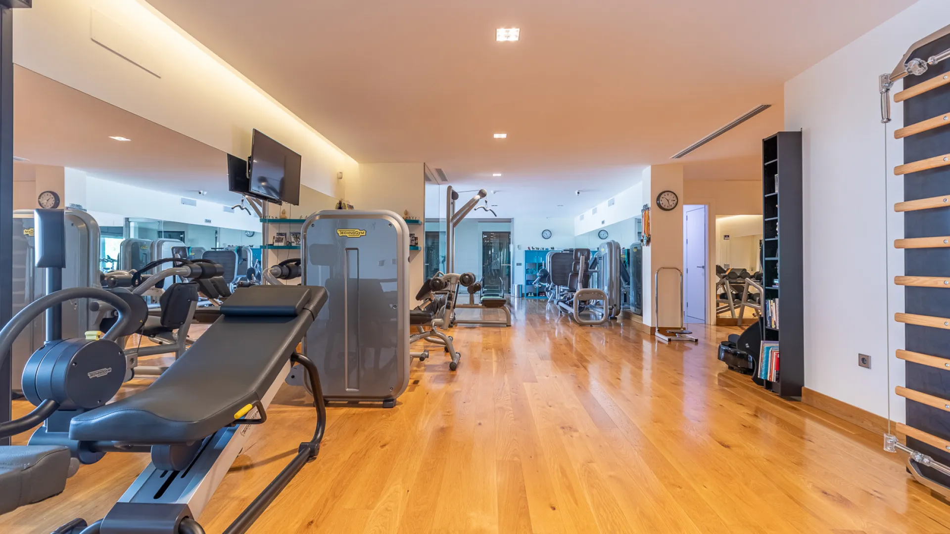 Villa con 8 dormitorios en venta en Malaga - Este