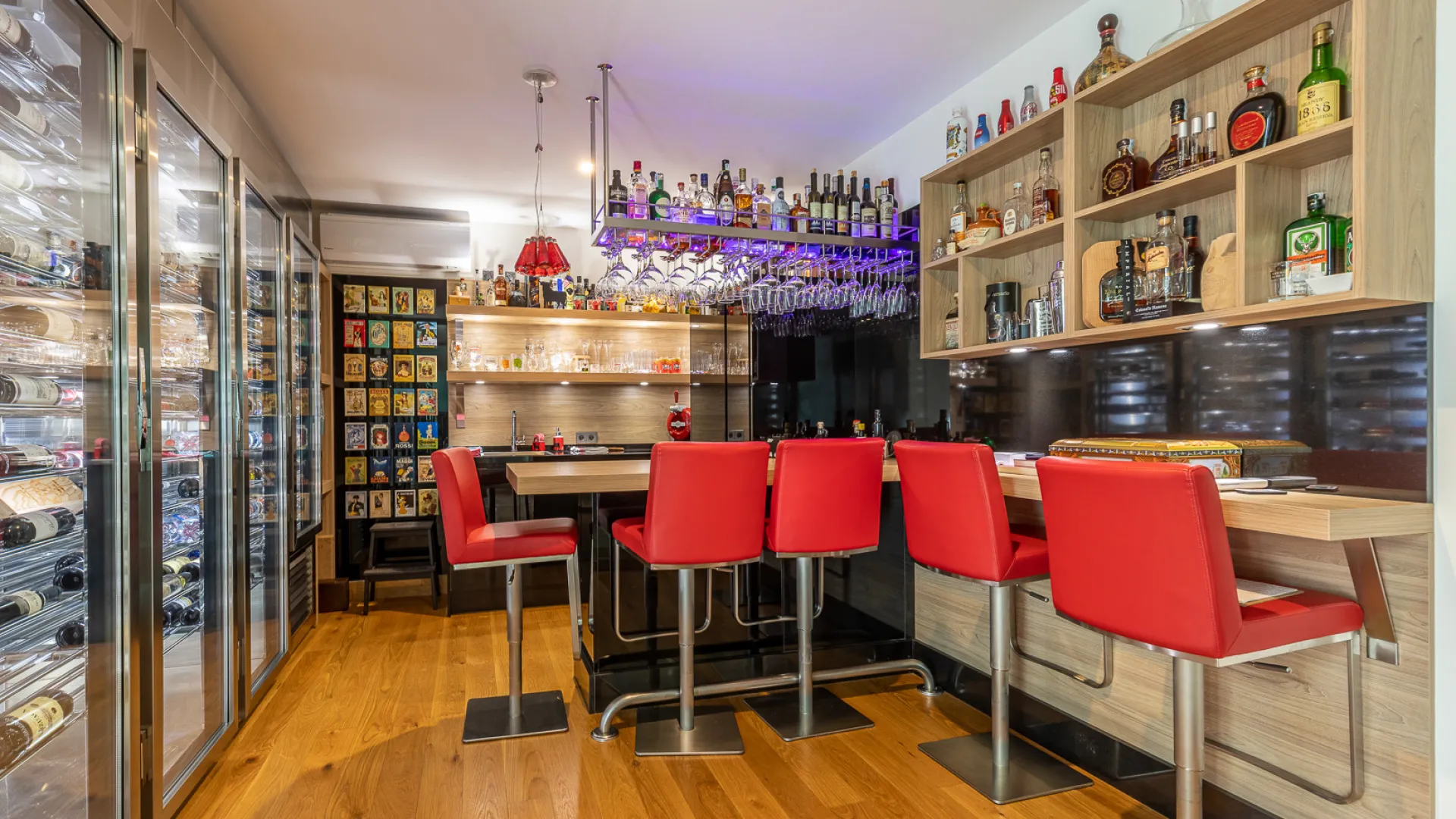 Villa con 8 dormitorios en venta en Malaga - Este