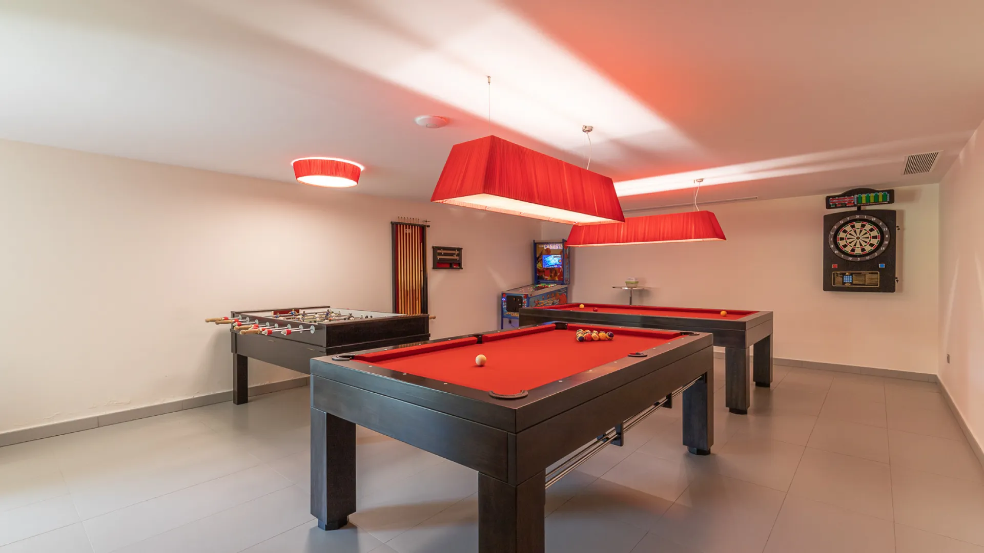 Villa con 8 dormitorios en venta en Malaga - Este