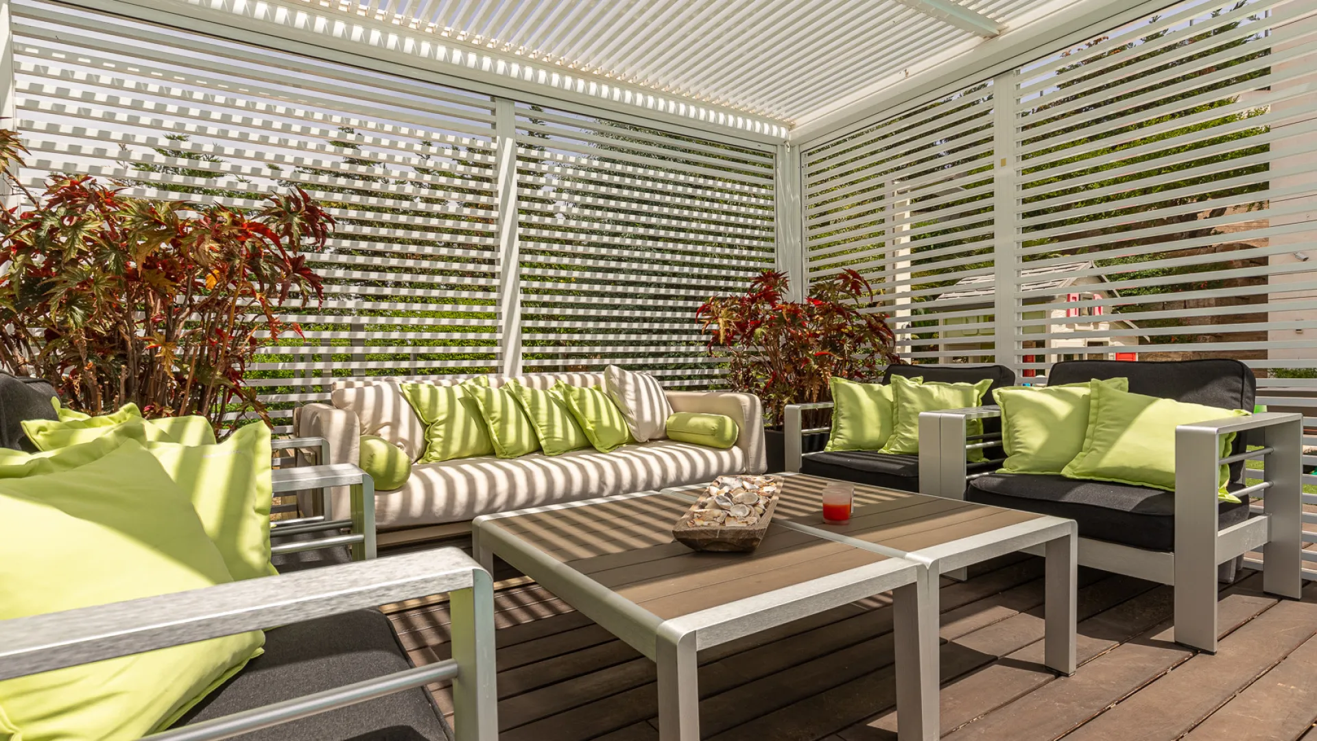 Villa con 8 dormitorios en venta en Malaga - Este