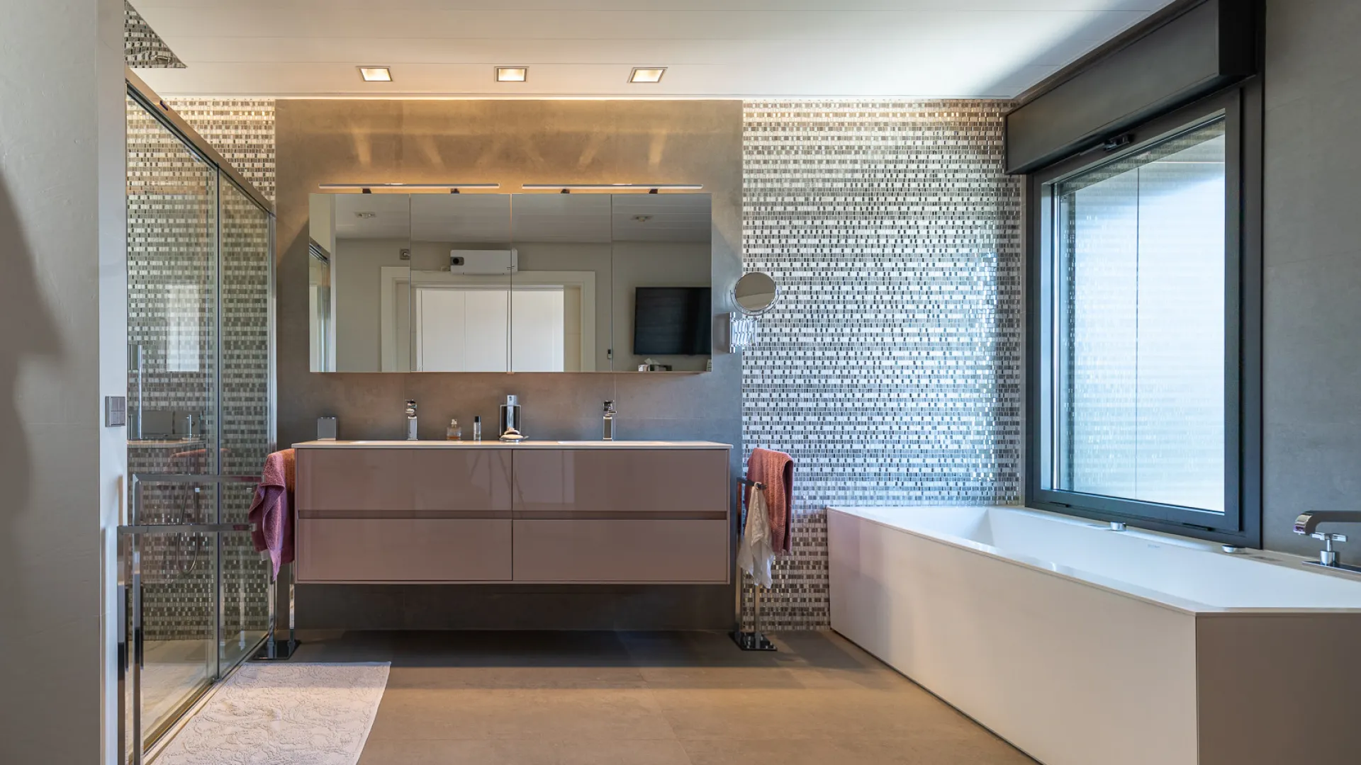 Villa con 8 dormitorios en venta en Malaga - Este