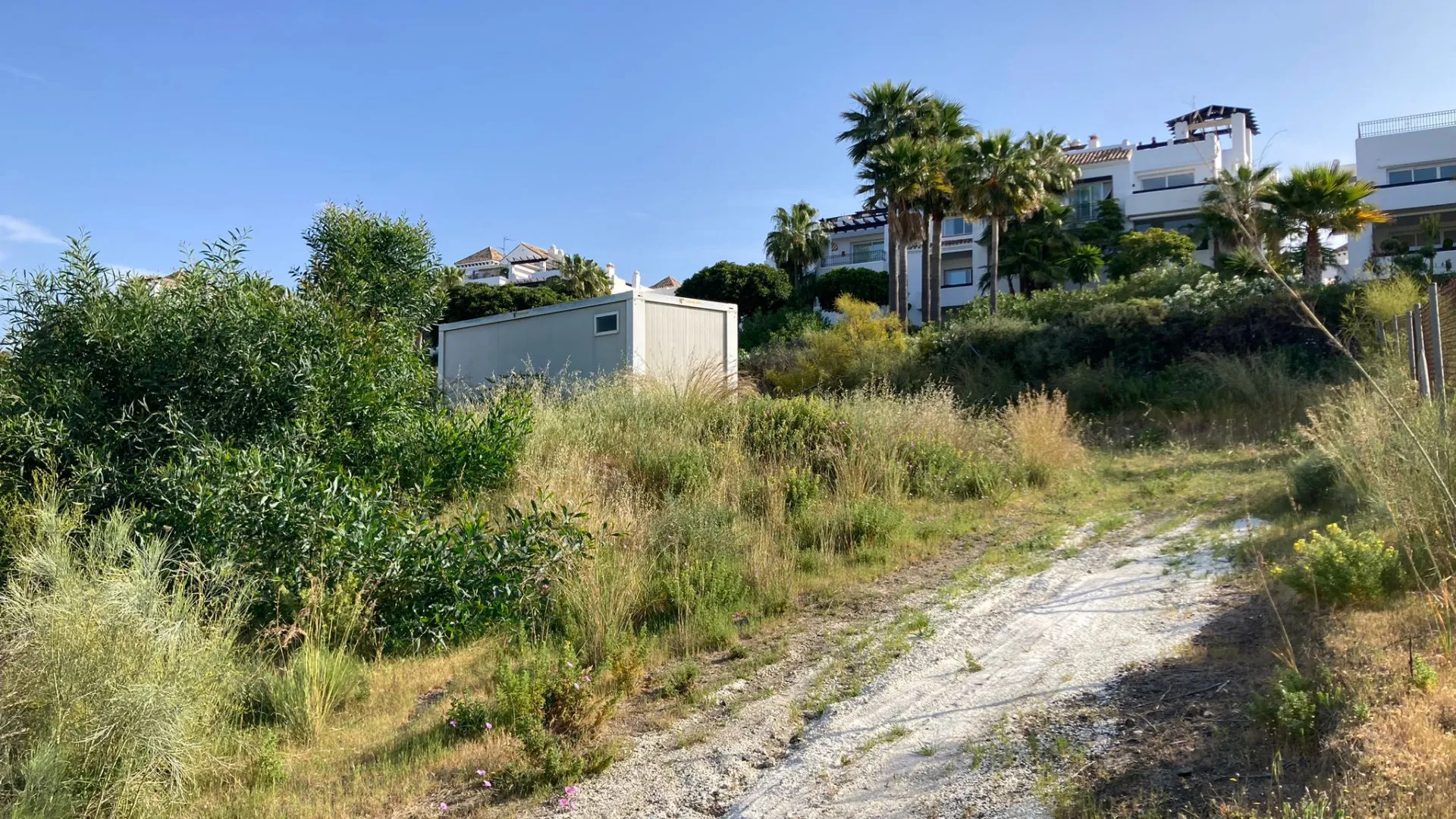 Parcela a la venta en Capanes Sur