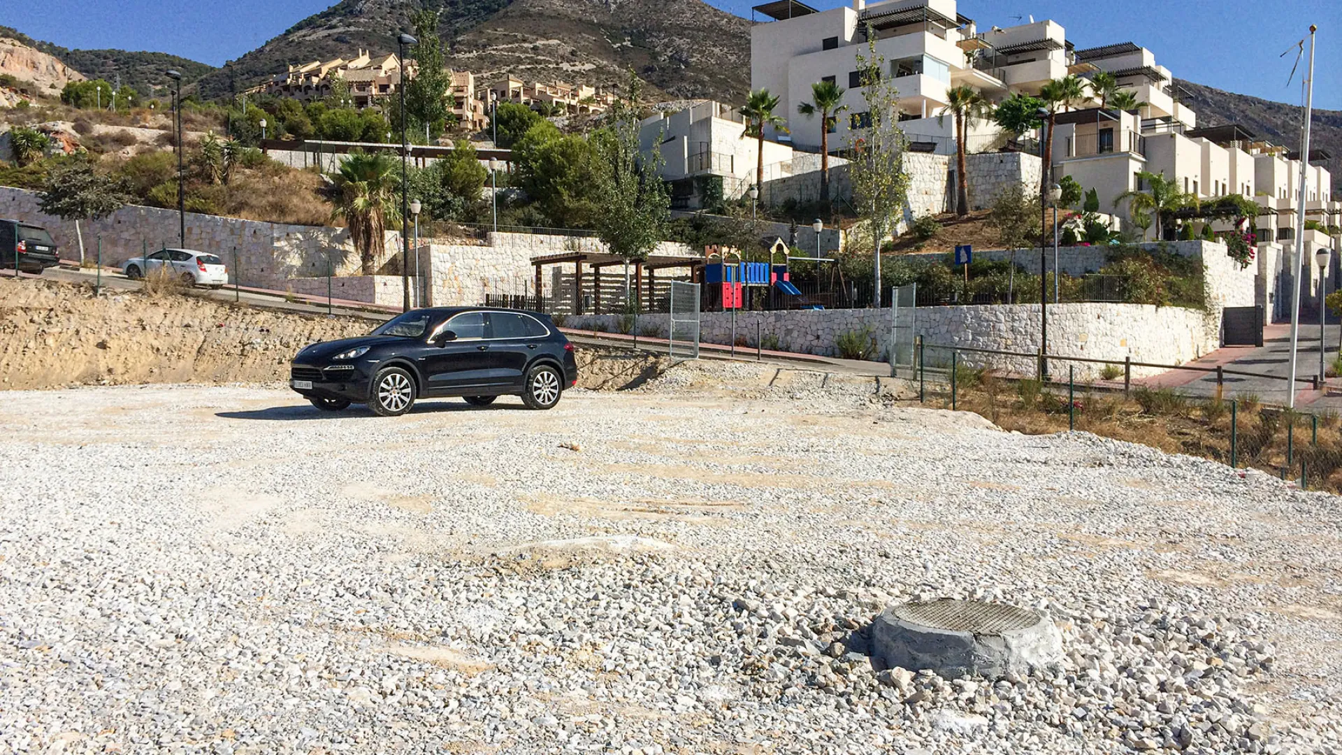 Se vende parcela en Benalmadena