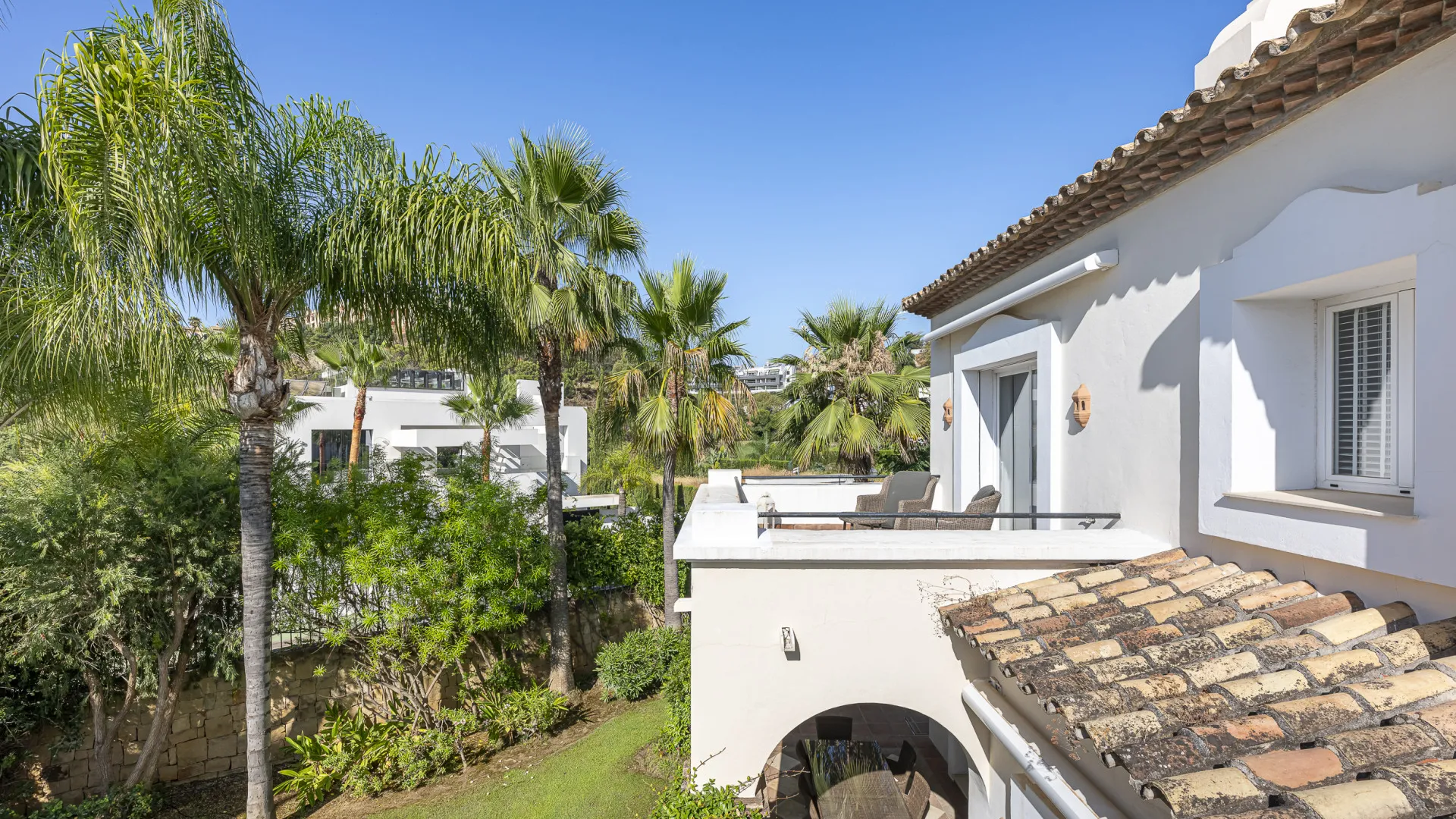 Buy villa in La Reserva de la Quinta