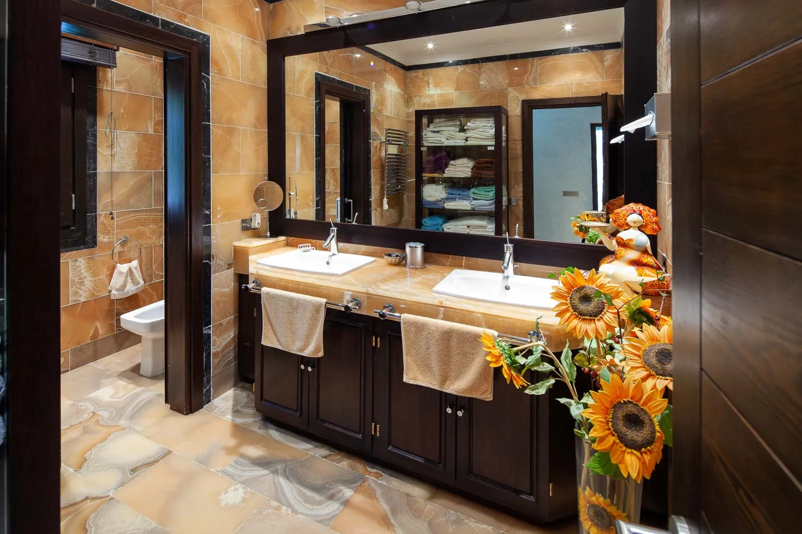 Buy Paraiso Barronal 10 bedrooms villa