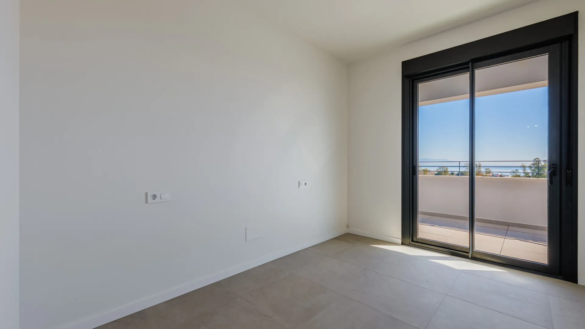 4 bedrooms penthouse for sale in Torremolinos