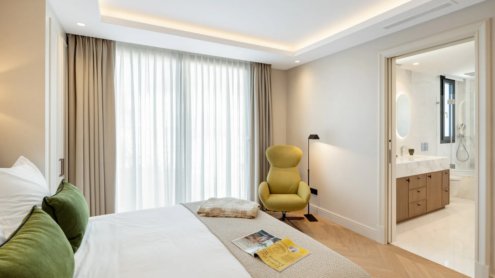 For sale villa in Cumbres de Elviria