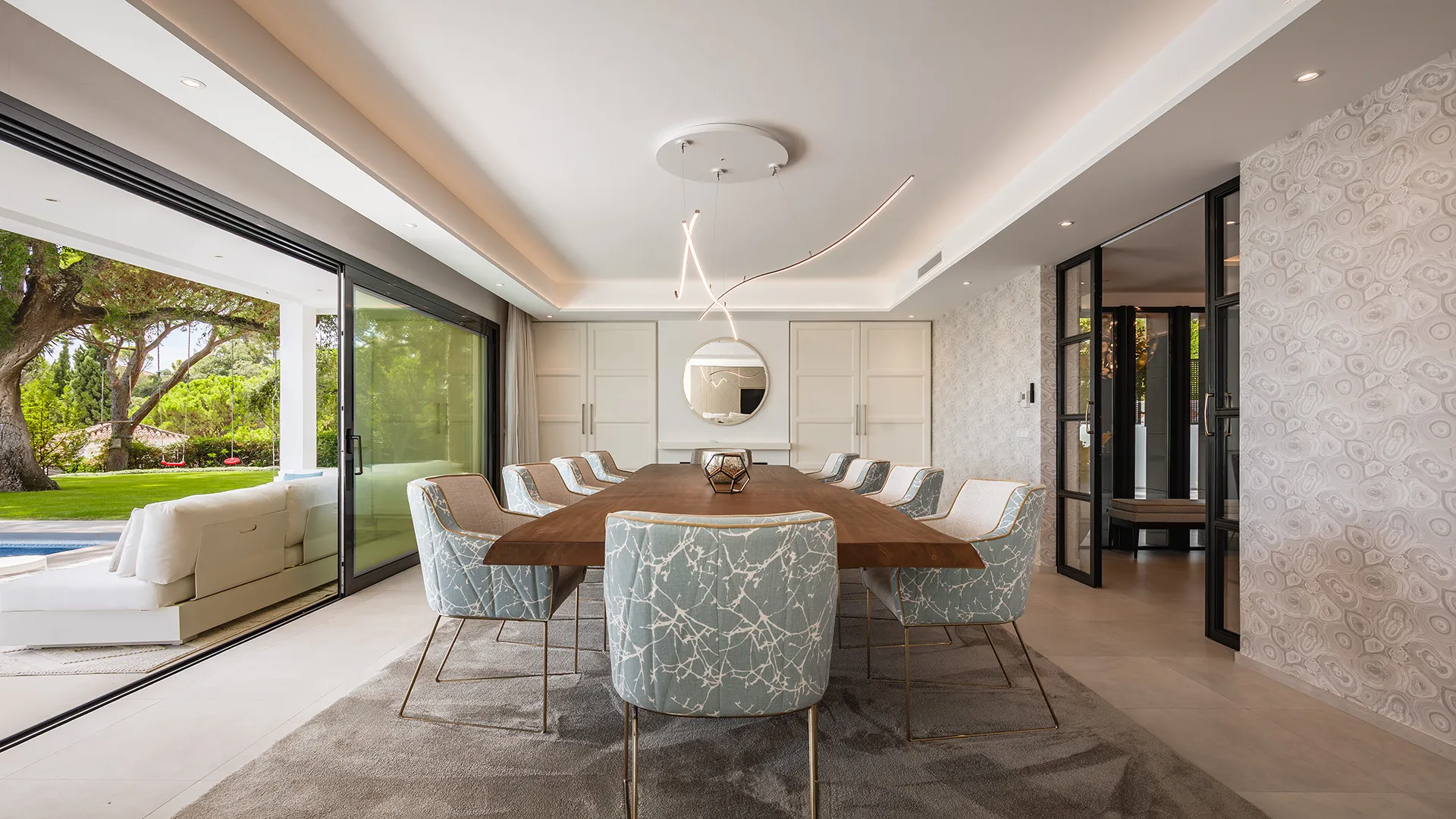 For sale villa with 8 bedrooms in El Madroñal