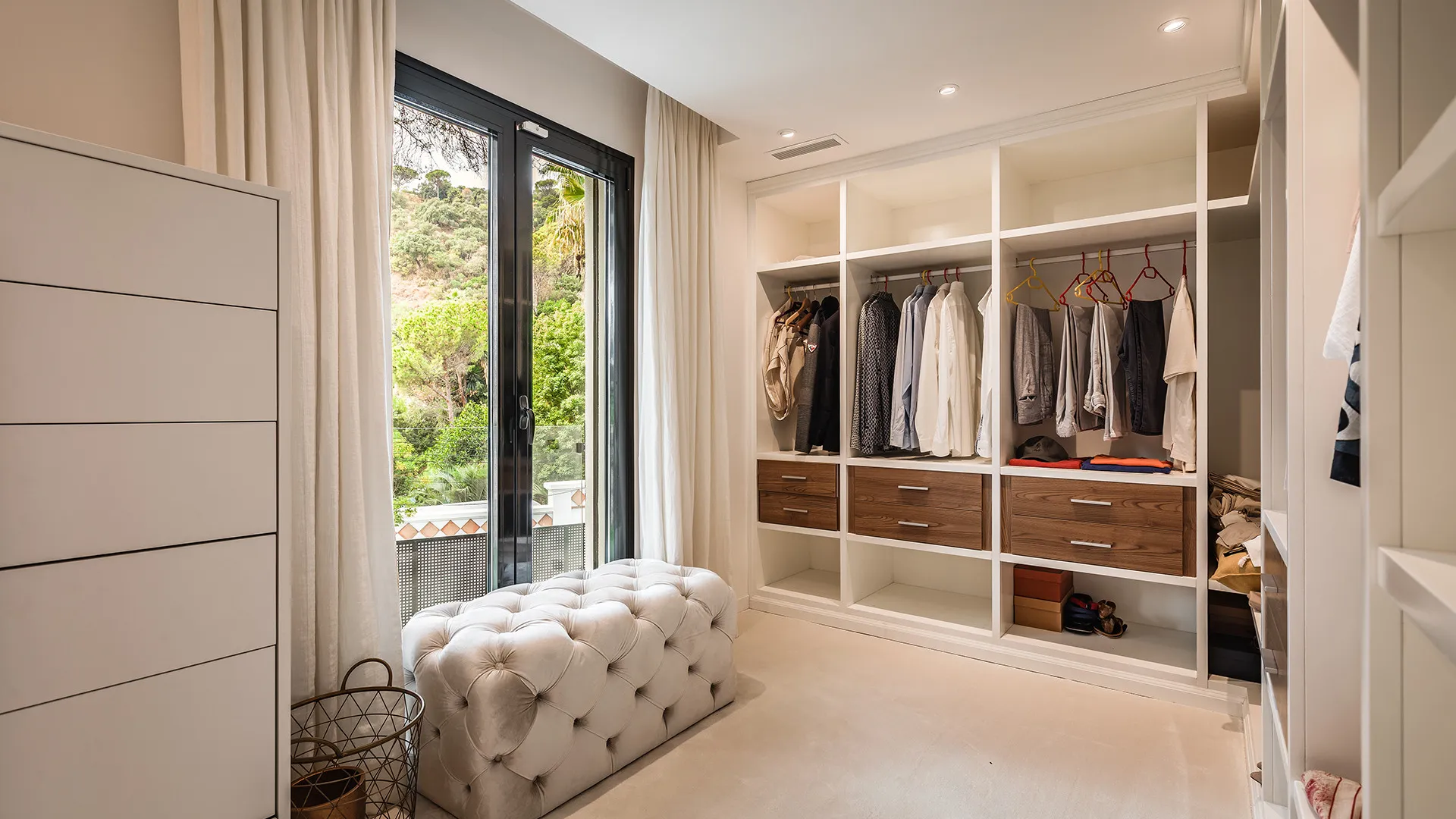 For sale villa with 8 bedrooms in El Madroñal