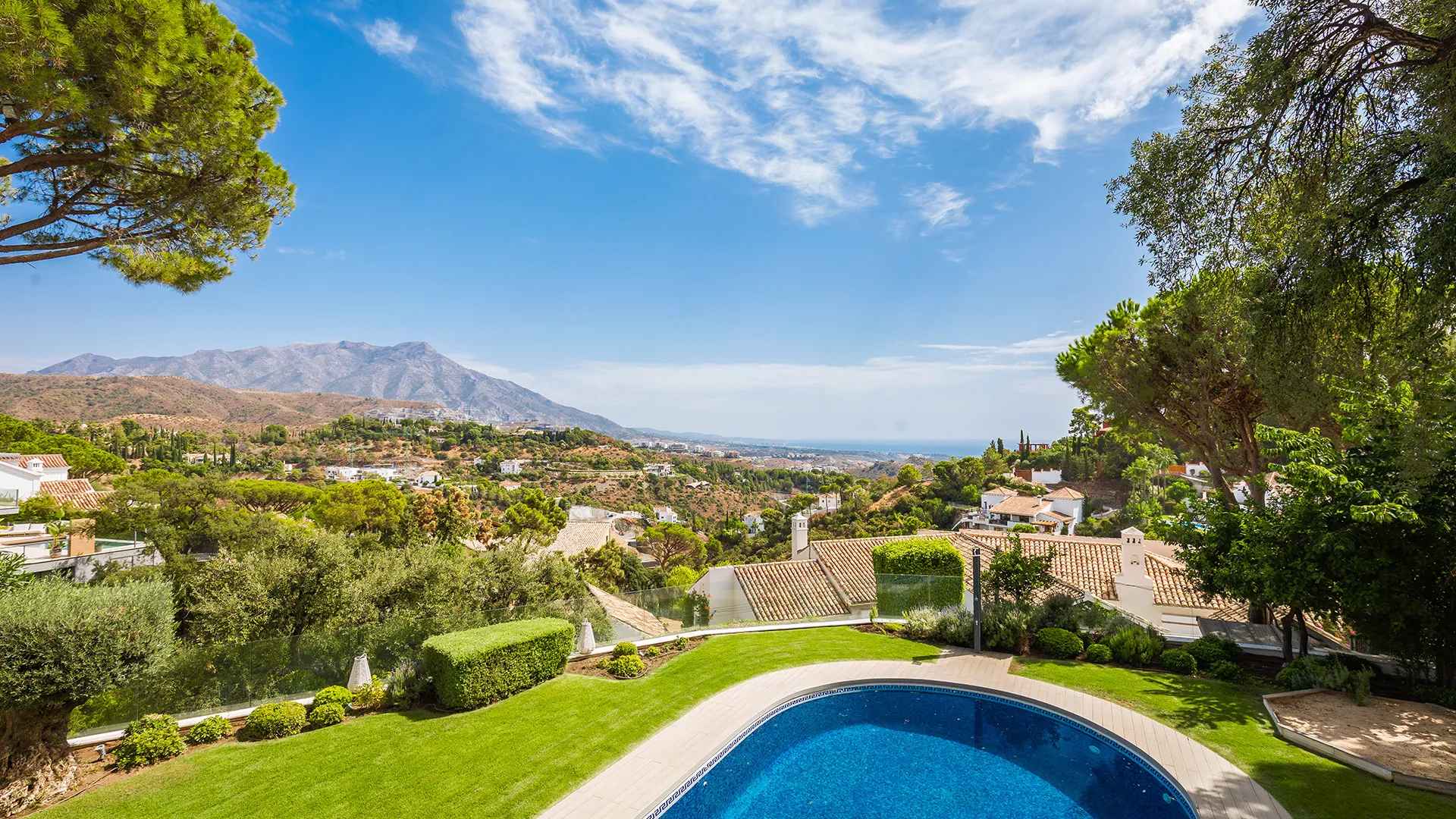 For sale villa with 8 bedrooms in El Madroñal