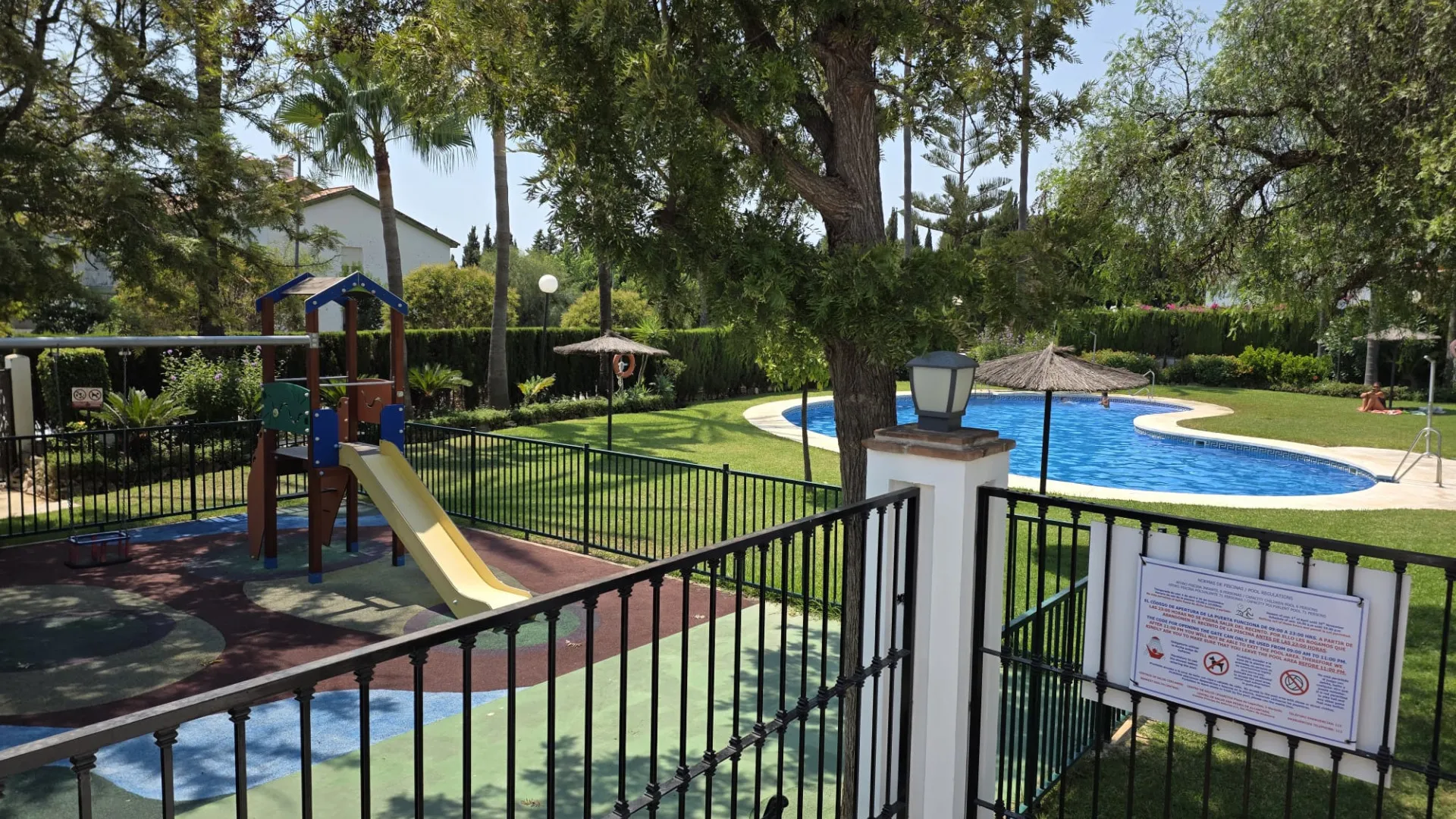 Semi detached house for sale in Arroyo de las Piedras with 4 bedrooms