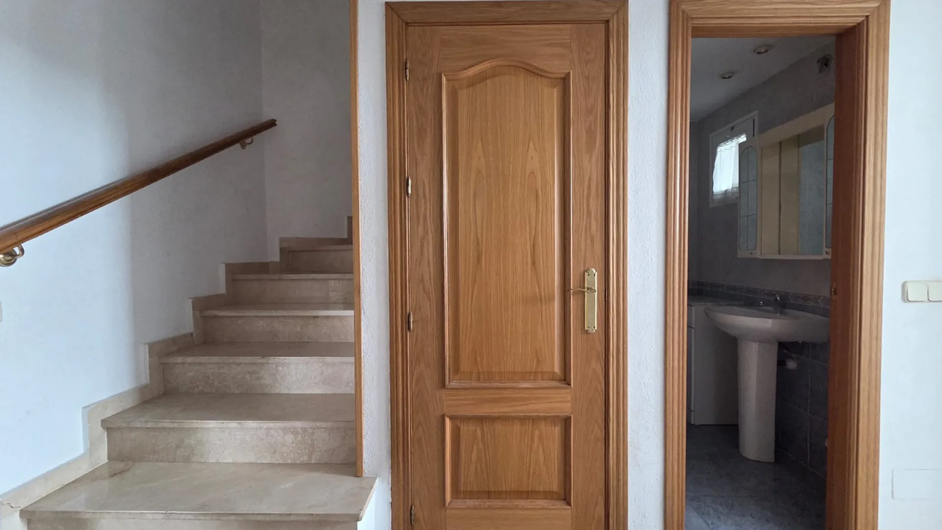 Semi detached house for sale in Arroyo de las Piedras with 4 bedrooms