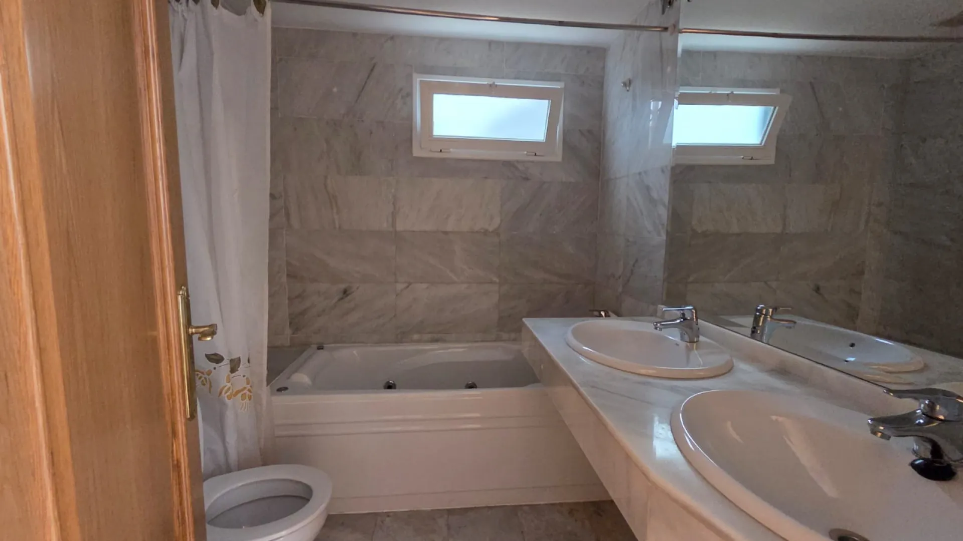 Semi detached house for sale in Arroyo de las Piedras with 4 bedrooms