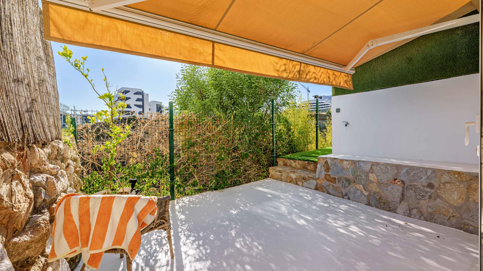 Reserva del Higuerón, villa pareada en venta