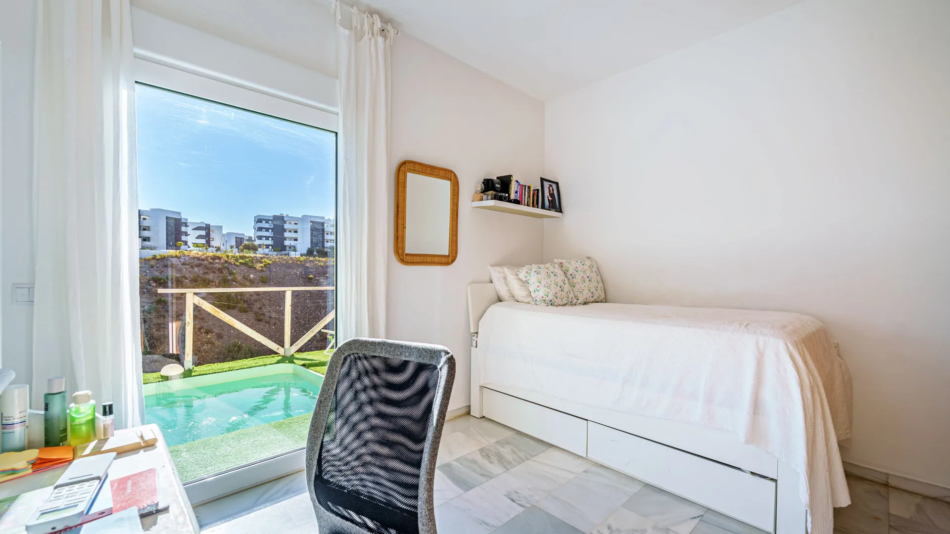 Reserva del Higuerón, villa pareada en venta