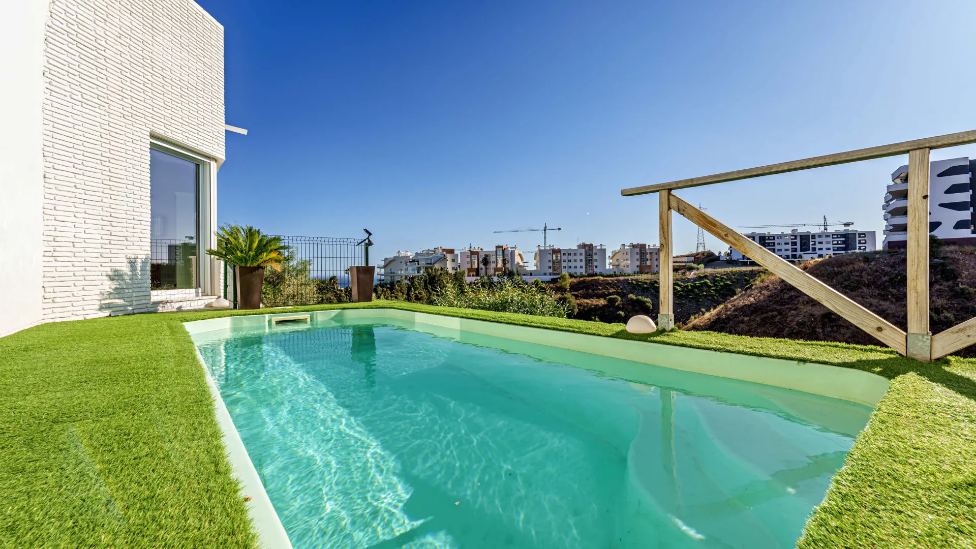 Reserva del Higuerón, villa pareada en venta