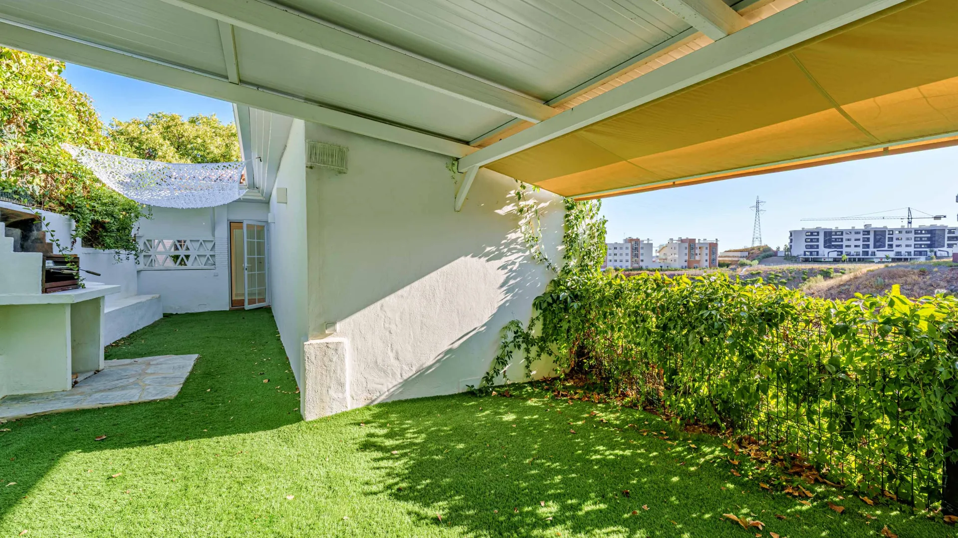 Reserva del Higuerón, villa pareada en venta