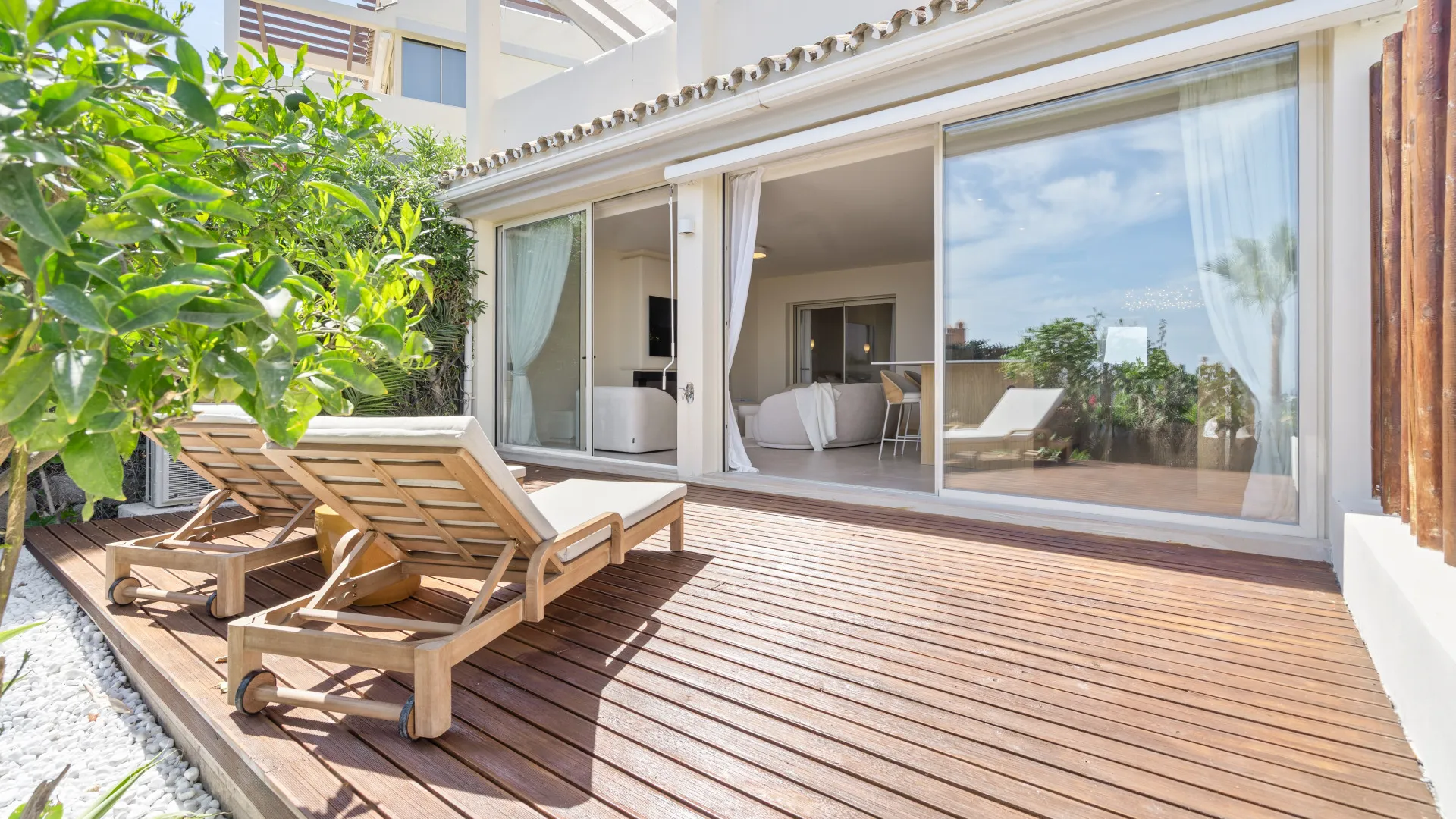 Ground floor apartment for sale in Palacetes Los Belvederes