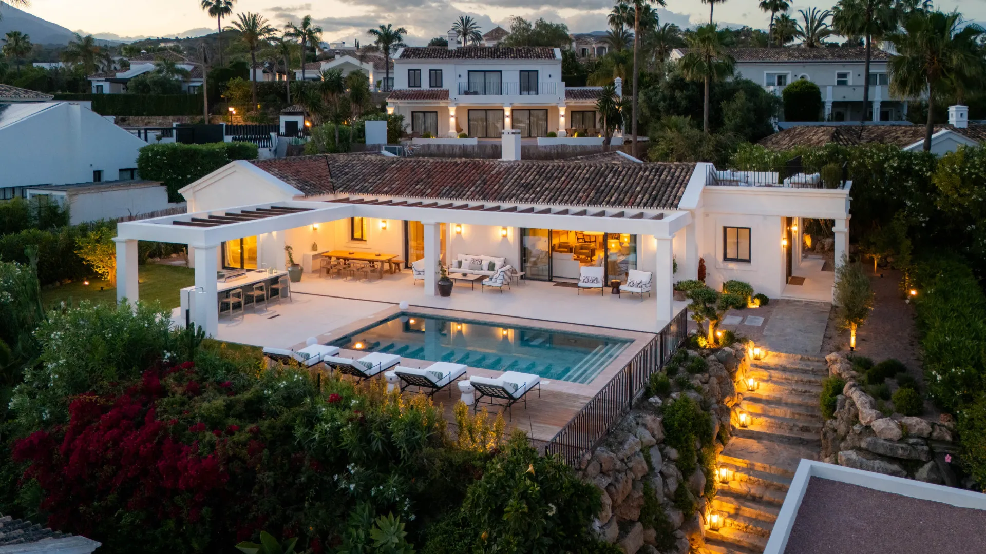 Nueva Andalucia, villa en venta con 4 dormitorios