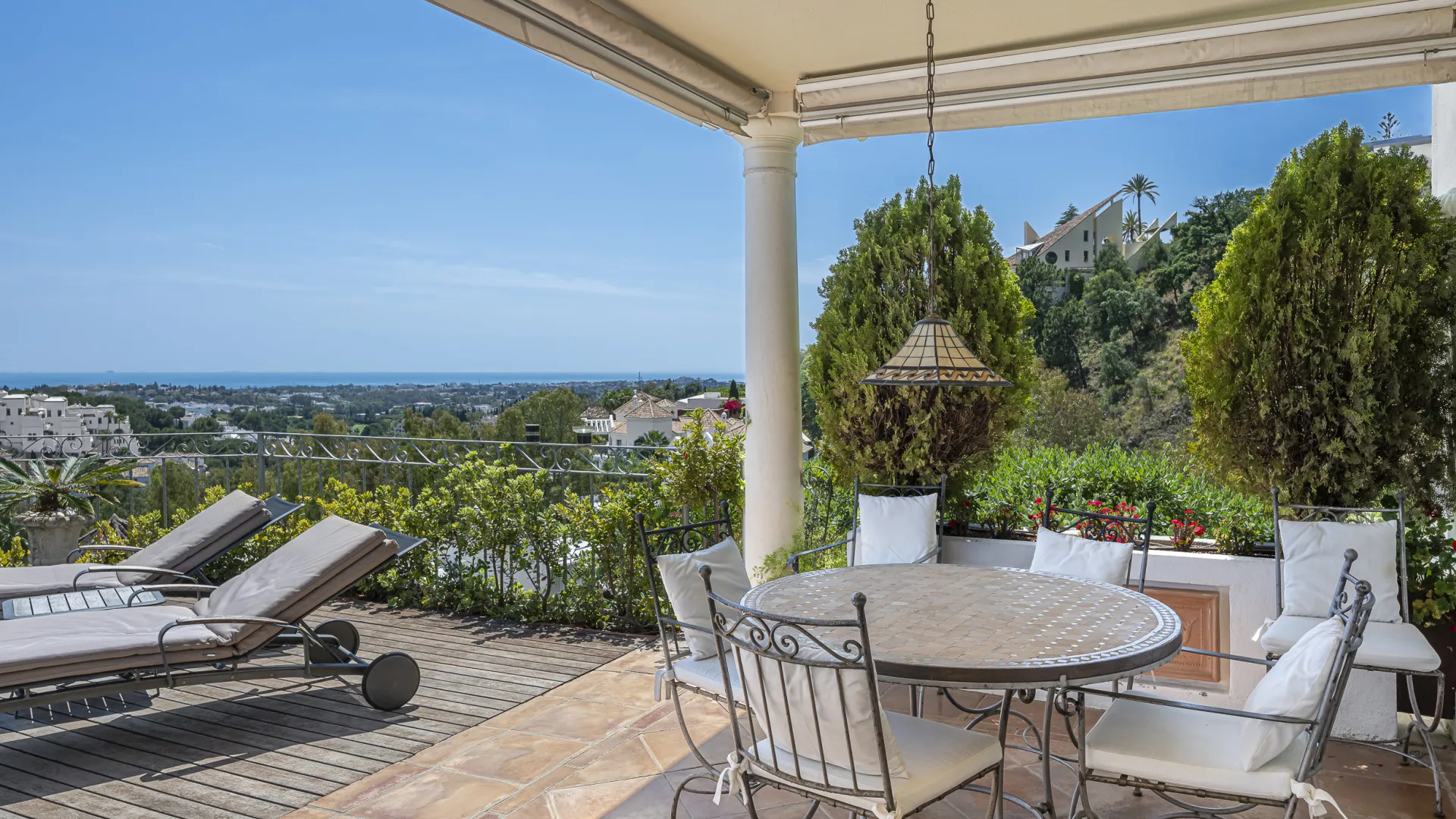 El Herrojo 6 bedrooms villa for sale