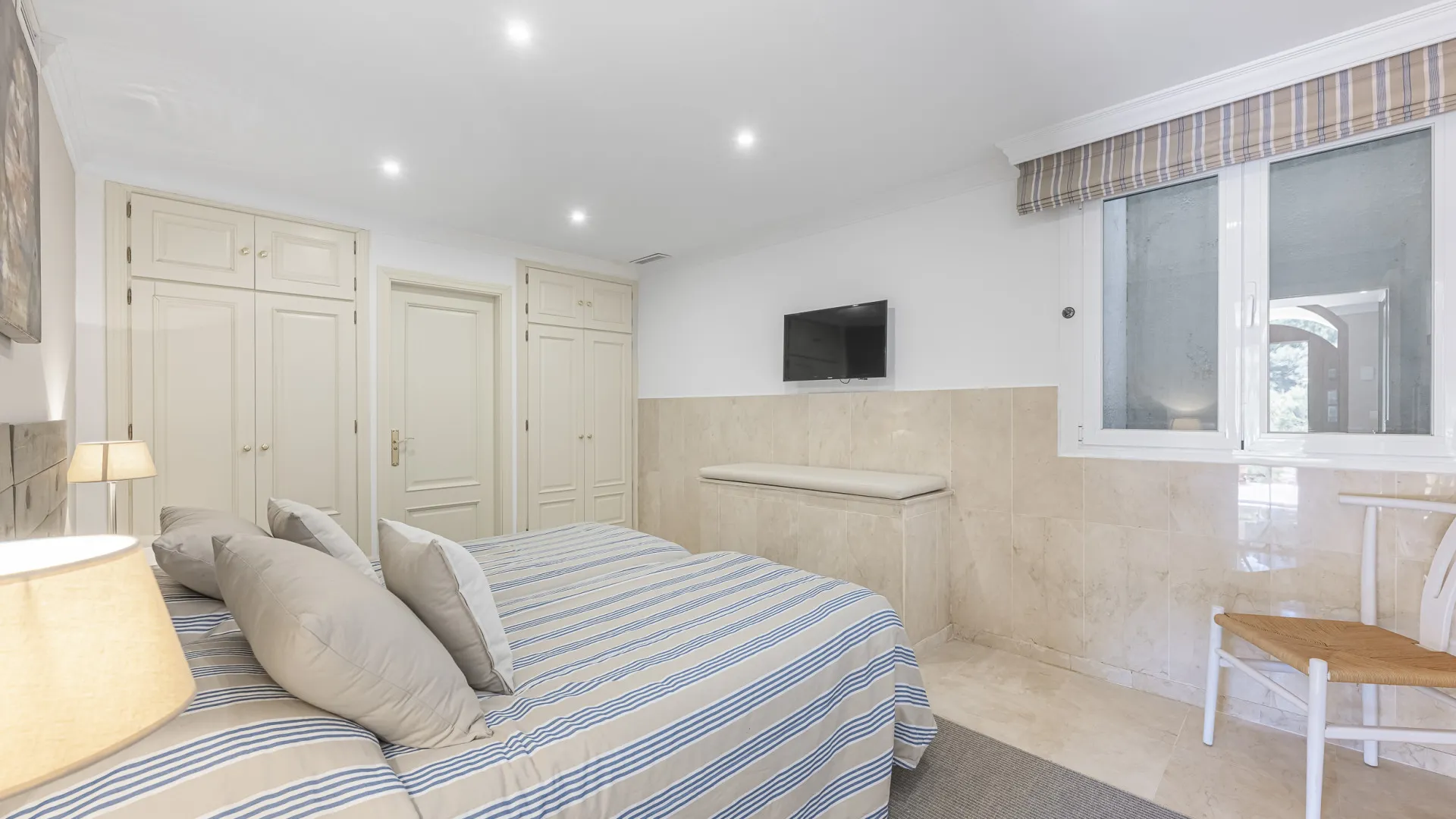 El Herrojo 6 bedrooms villa for sale
