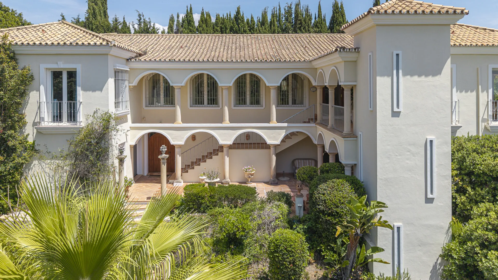El Herrojo 6 bedrooms villa for sale