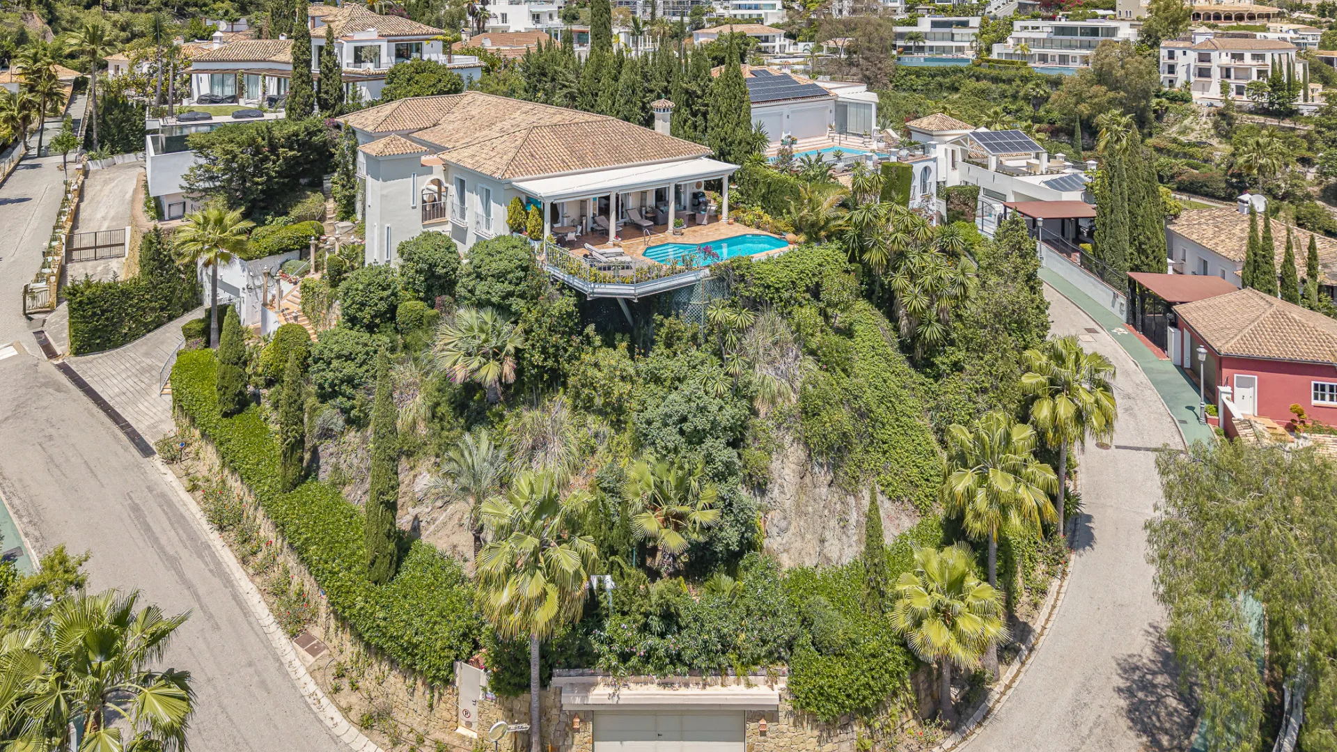 El Herrojo 6 bedrooms villa for sale