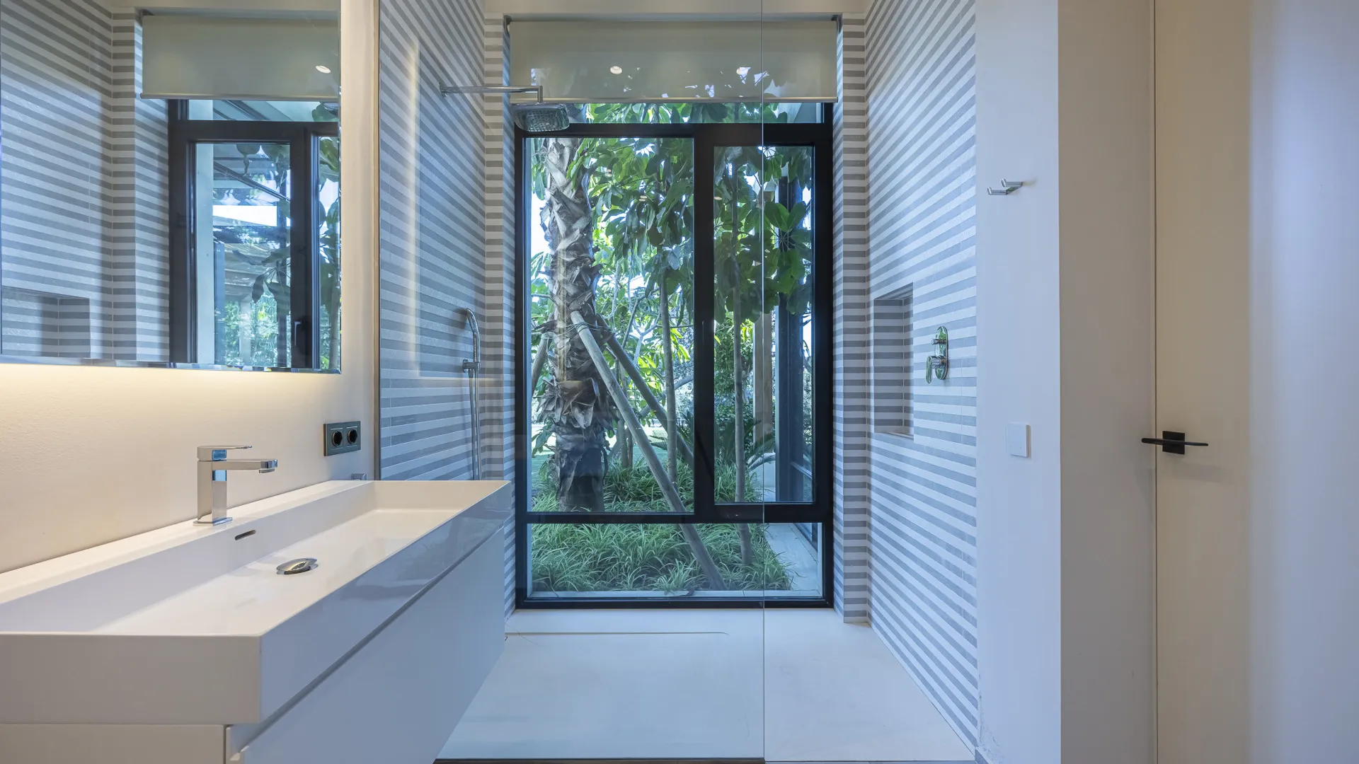 For sale villa with 6 bedrooms in Sotogrande