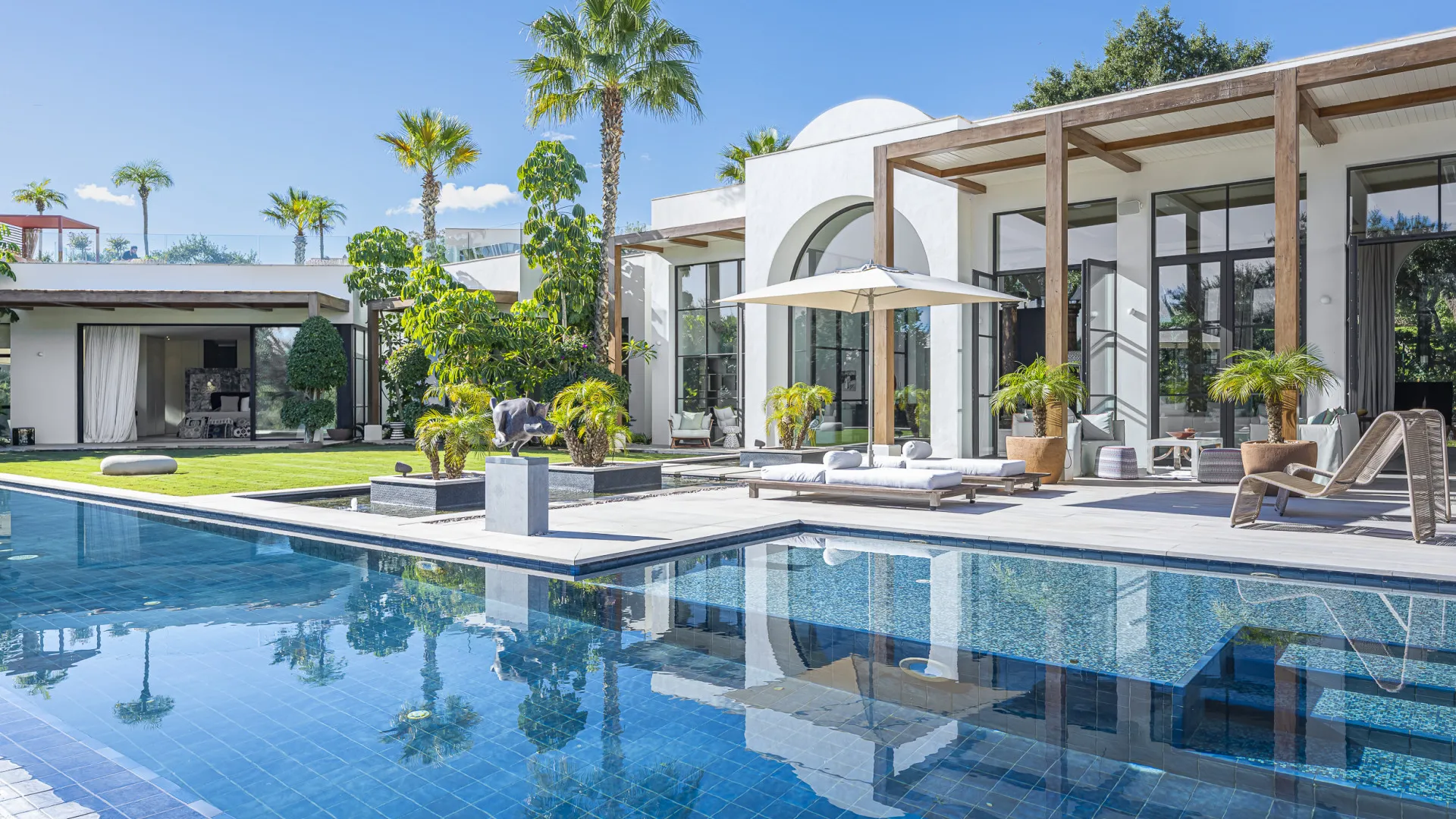 For sale villa with 6 bedrooms in Sotogrande