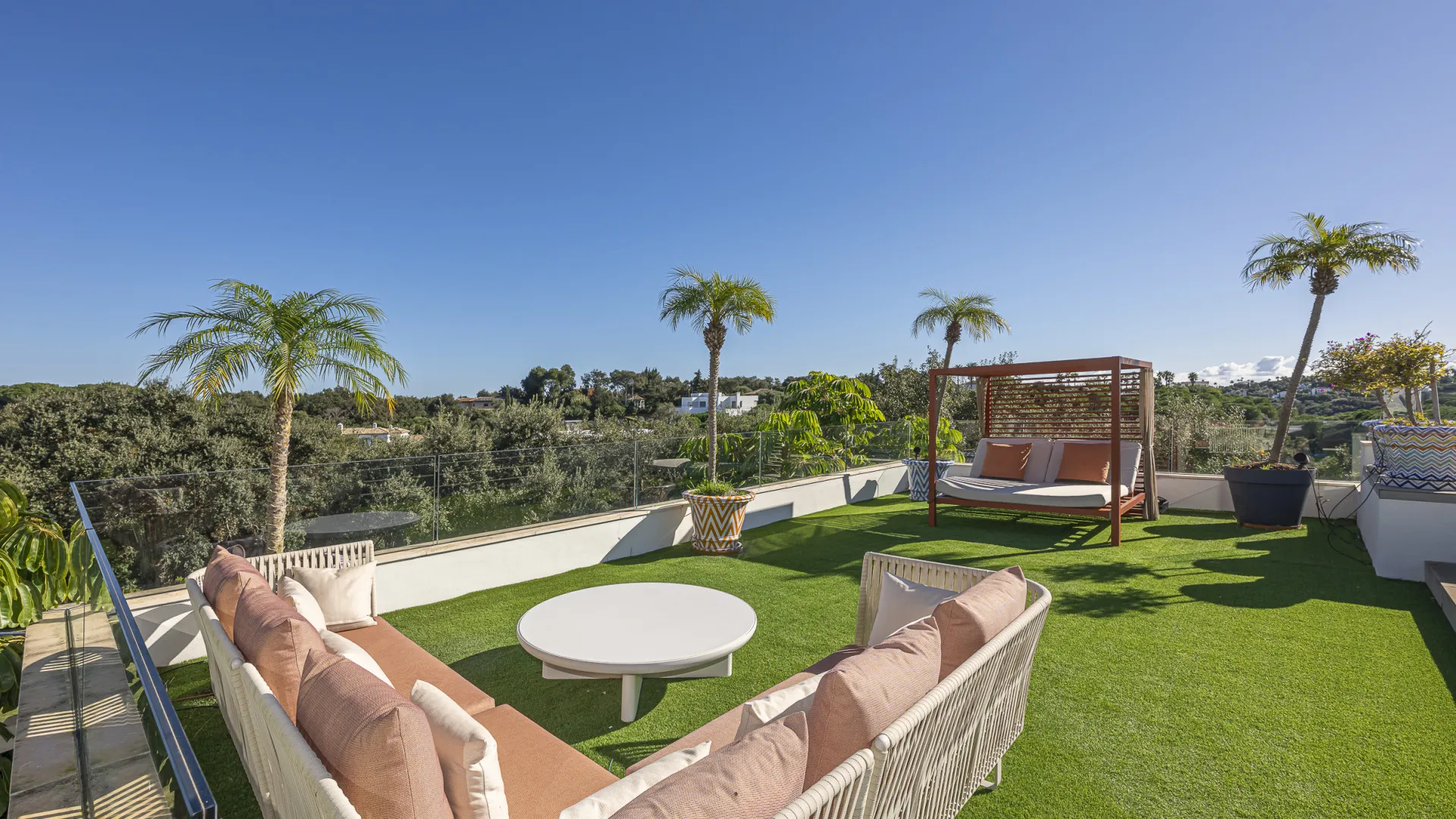 For sale villa with 6 bedrooms in Sotogrande