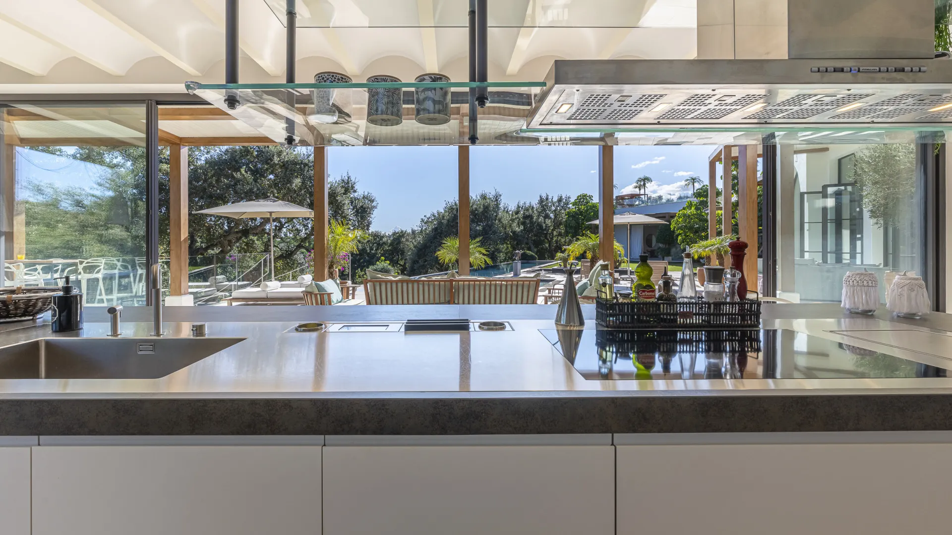 For sale villa with 6 bedrooms in Sotogrande