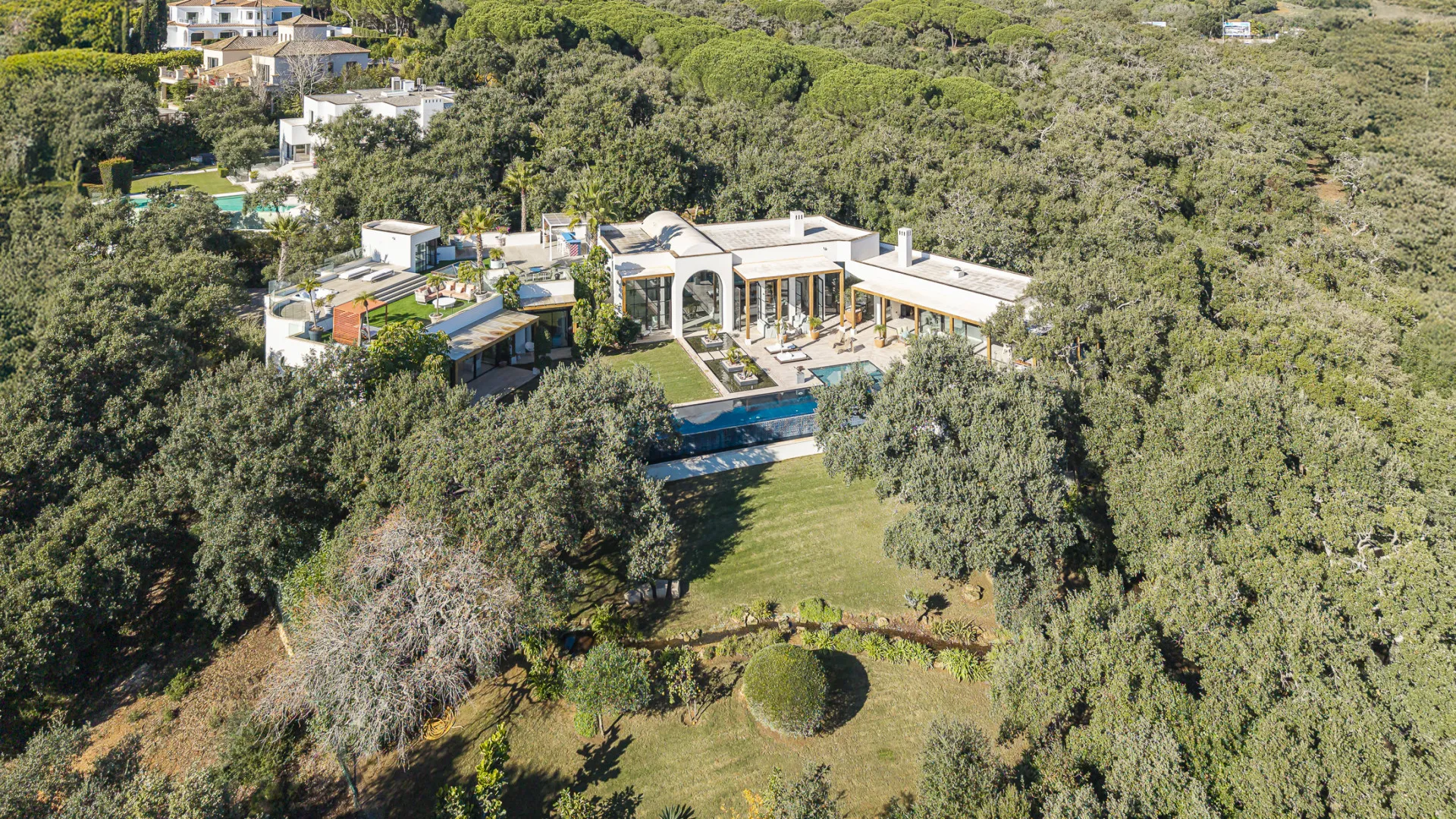 For sale villa with 6 bedrooms in Sotogrande