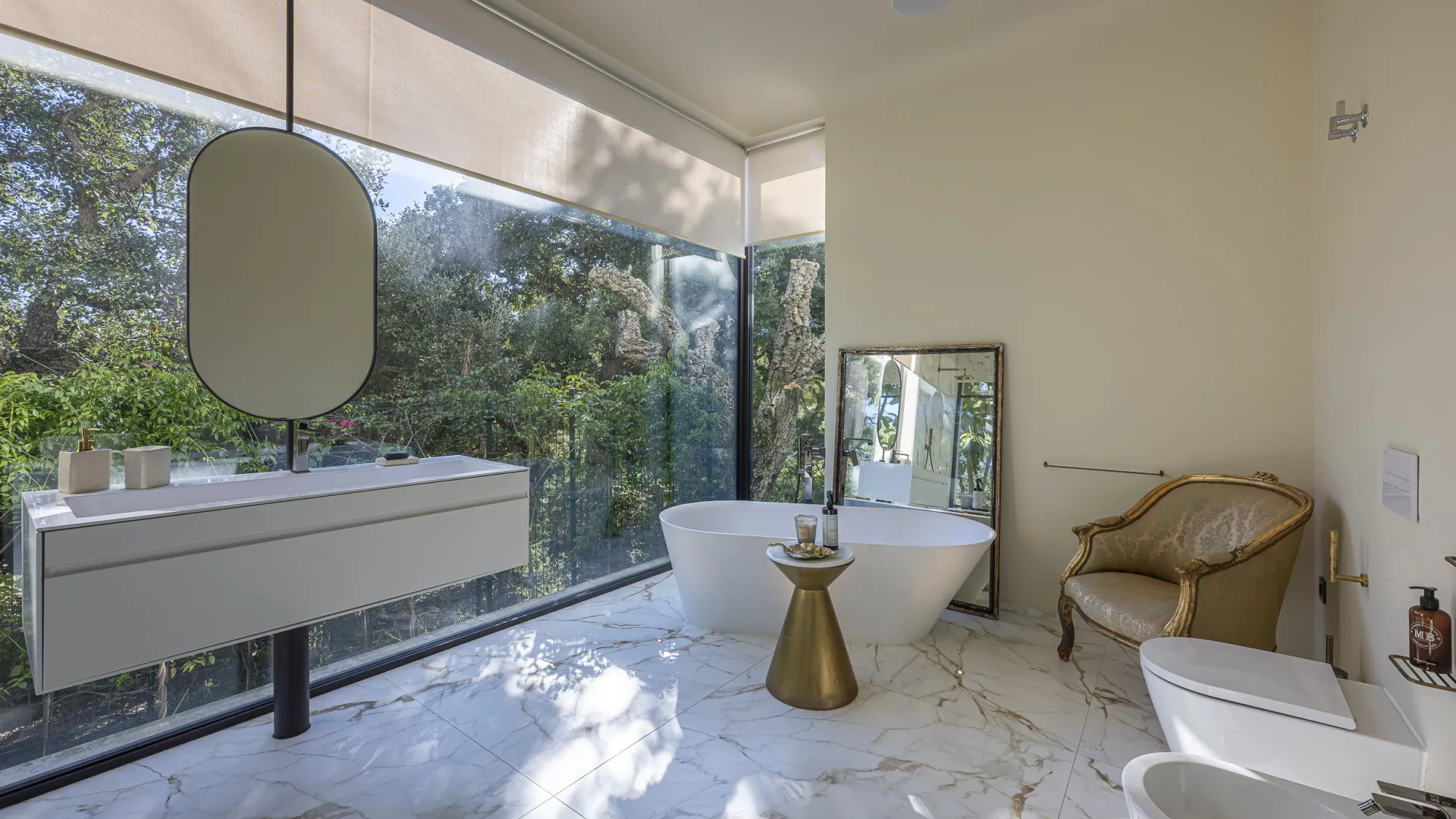 For sale villa with 6 bedrooms in Sotogrande