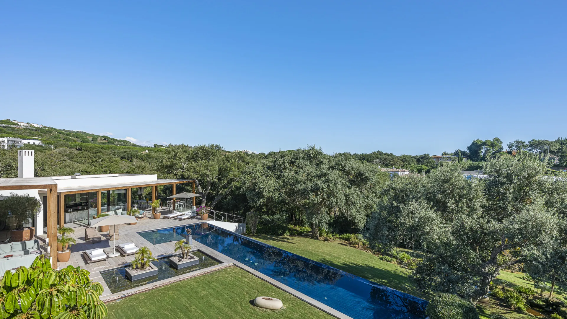 For sale villa with 6 bedrooms in Sotogrande