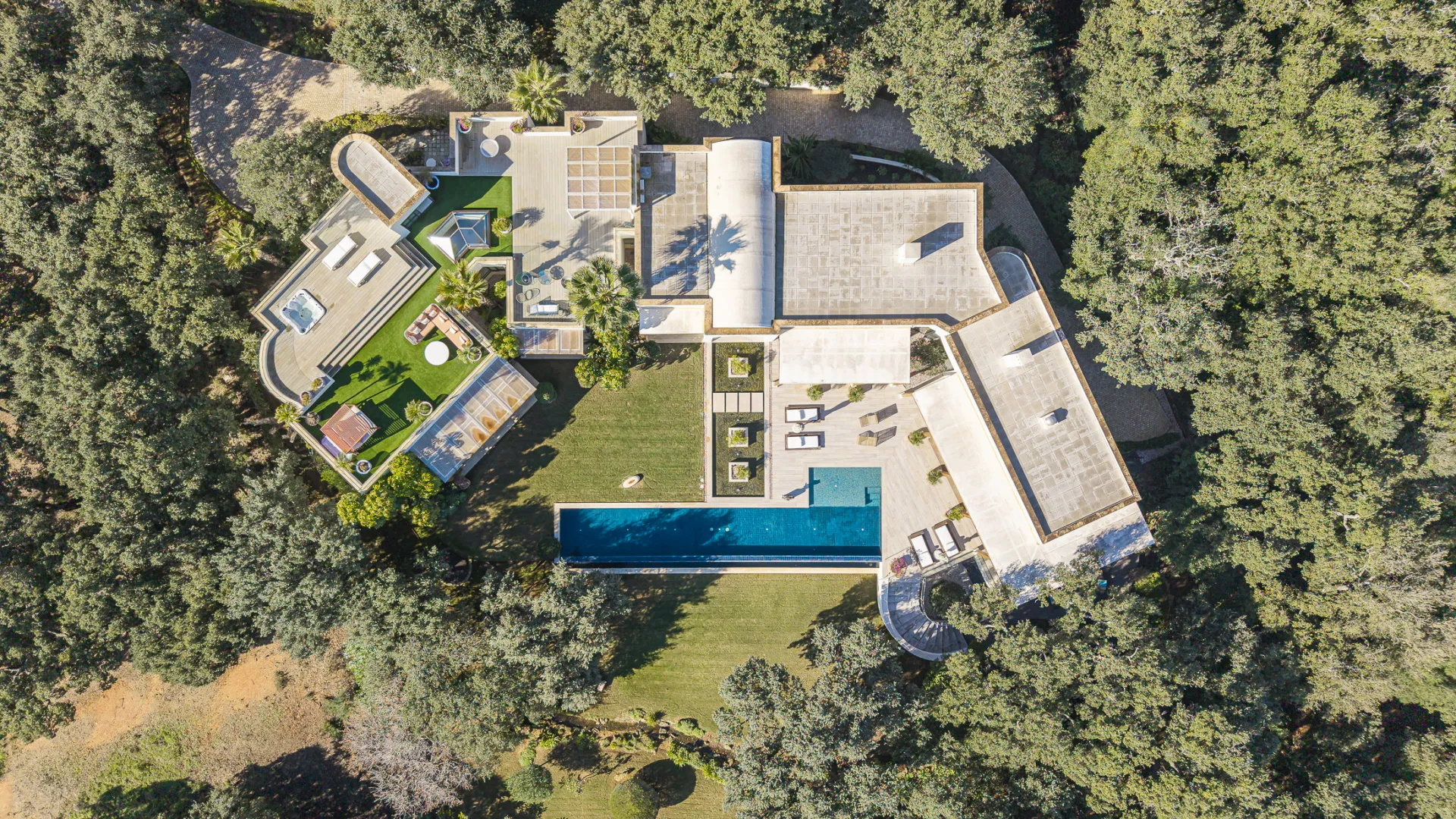 For sale villa with 6 bedrooms in Sotogrande