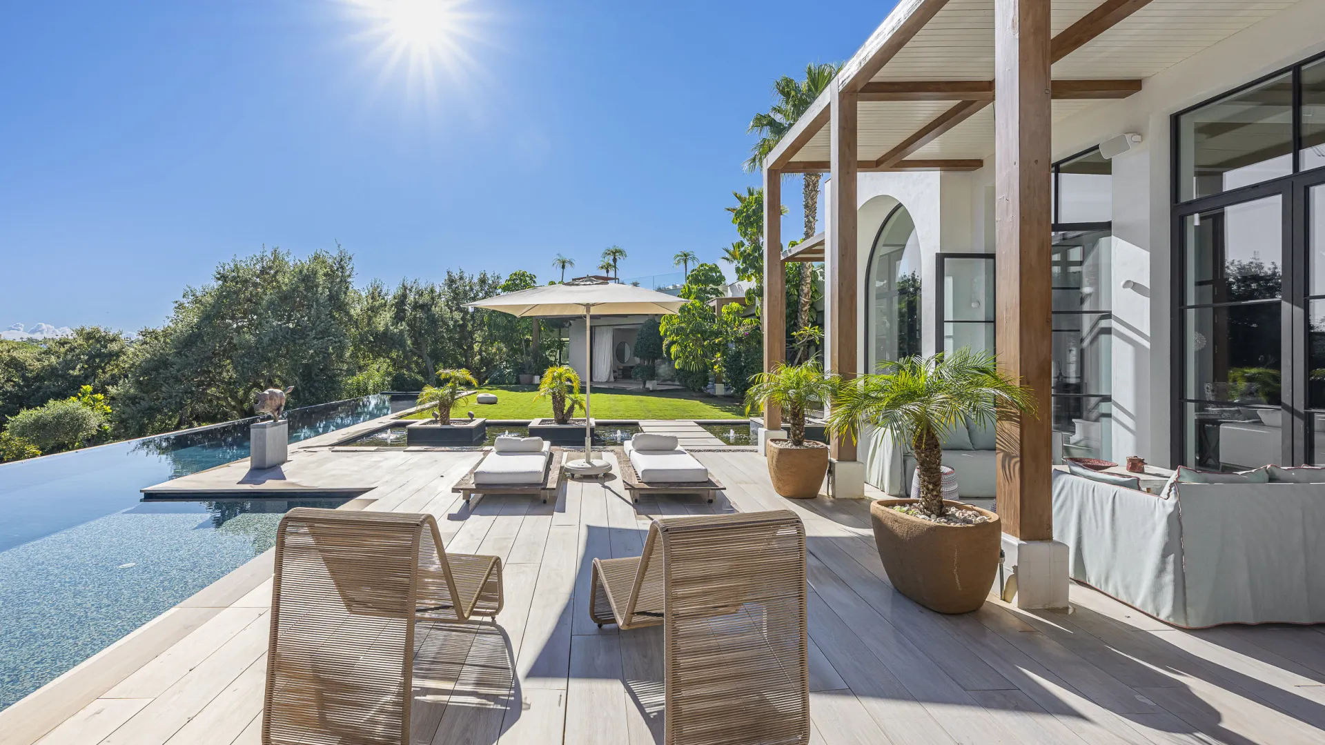 For sale villa with 6 bedrooms in Sotogrande