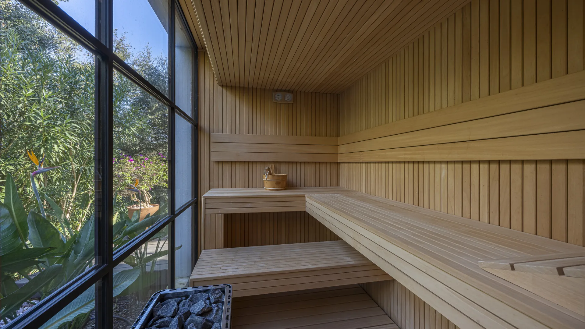 For sale villa with 6 bedrooms in Sotogrande