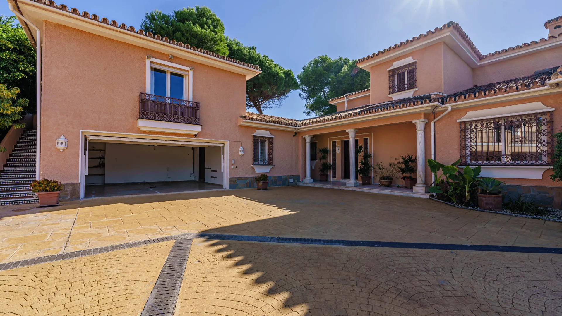 Villa for sale in Paraiso Barronal