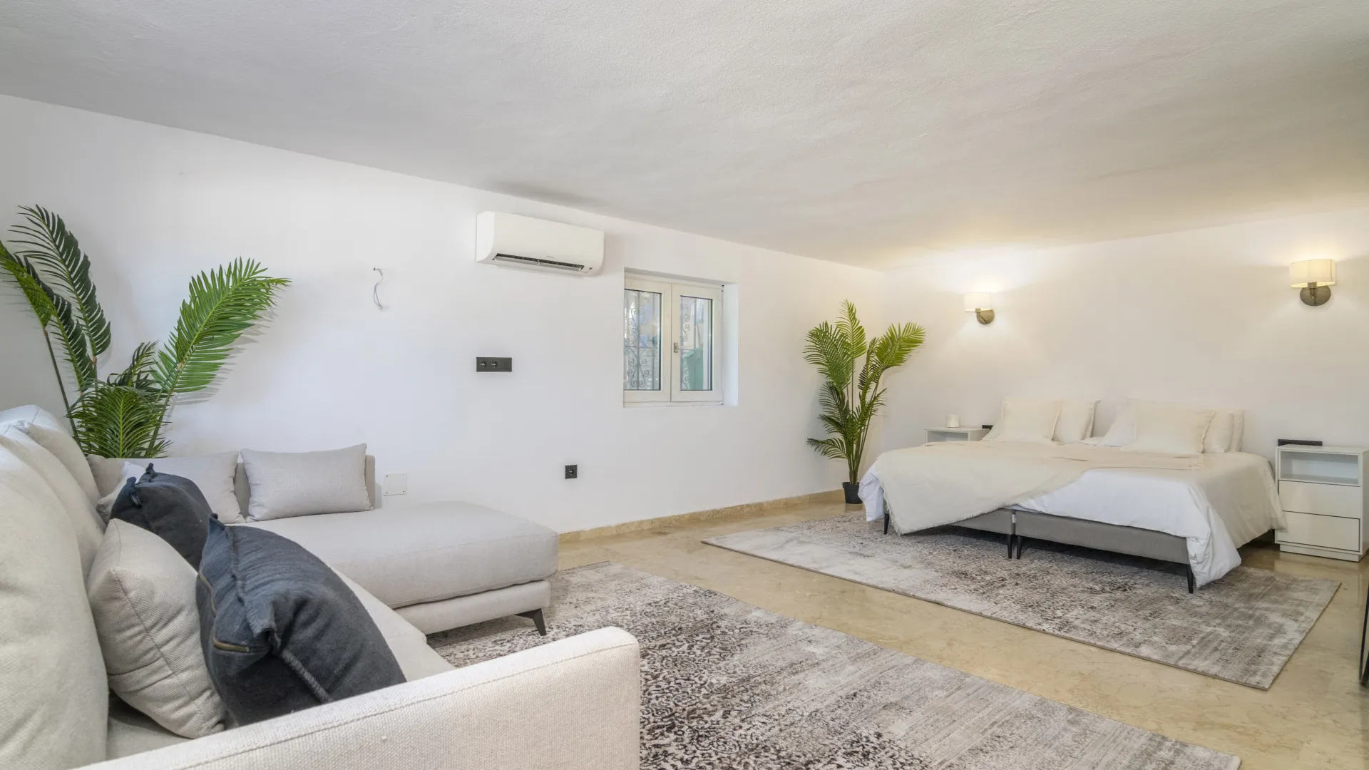 Villa en venta de 7 dormitorios en Alta Vista