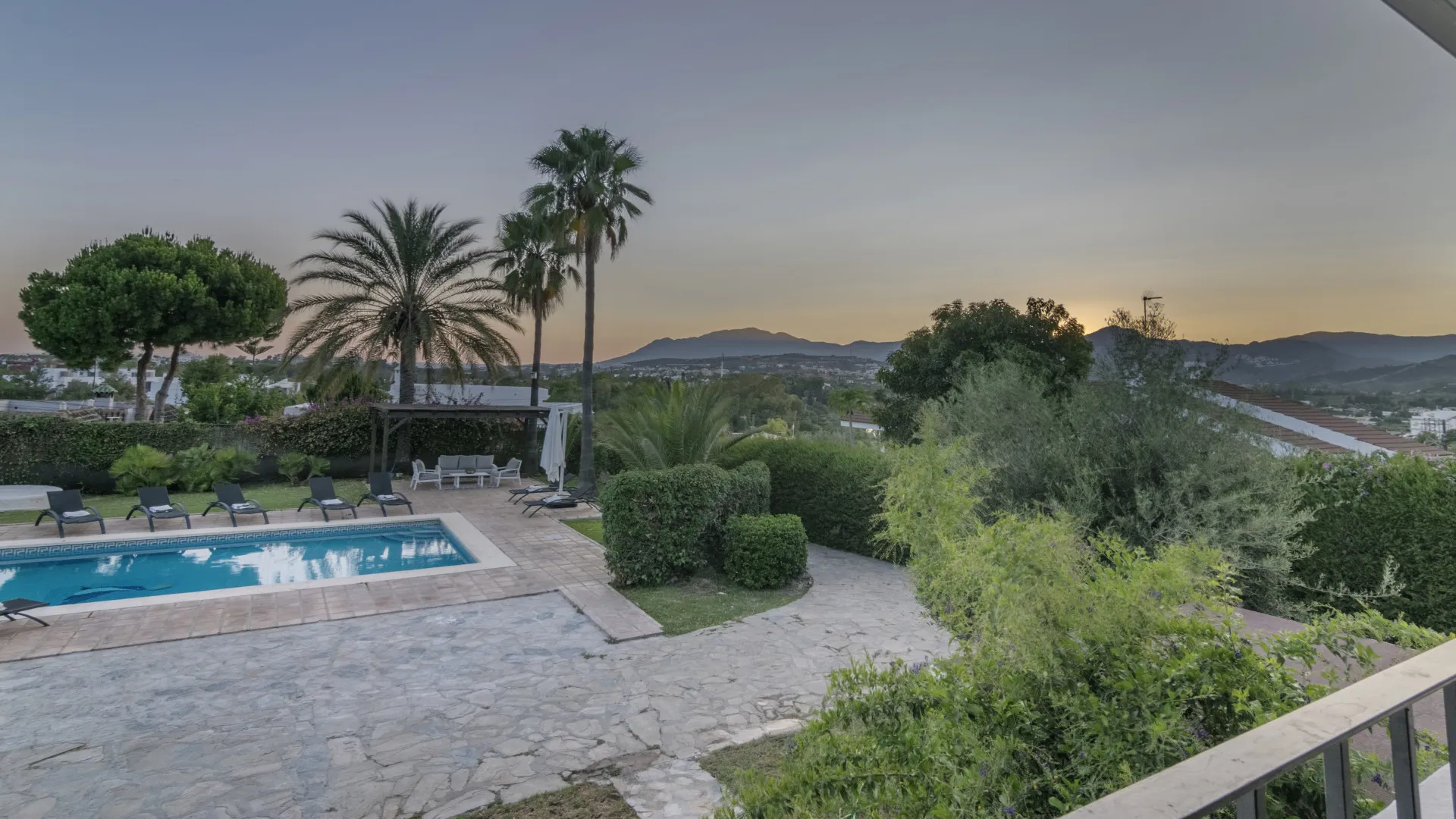 Villa en venta de 7 dormitorios en Alta Vista