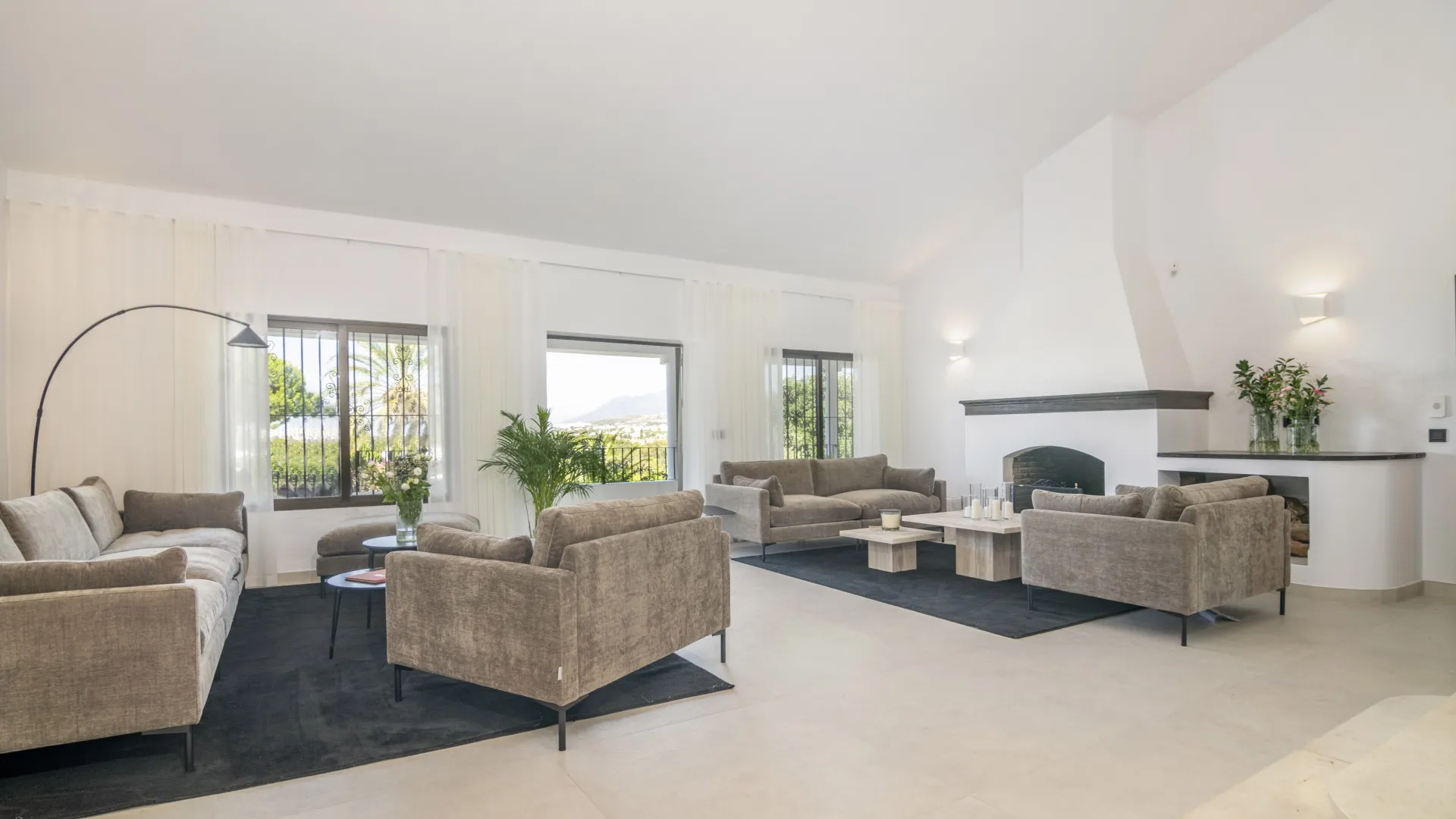 Villa en venta de 7 dormitorios en Alta Vista