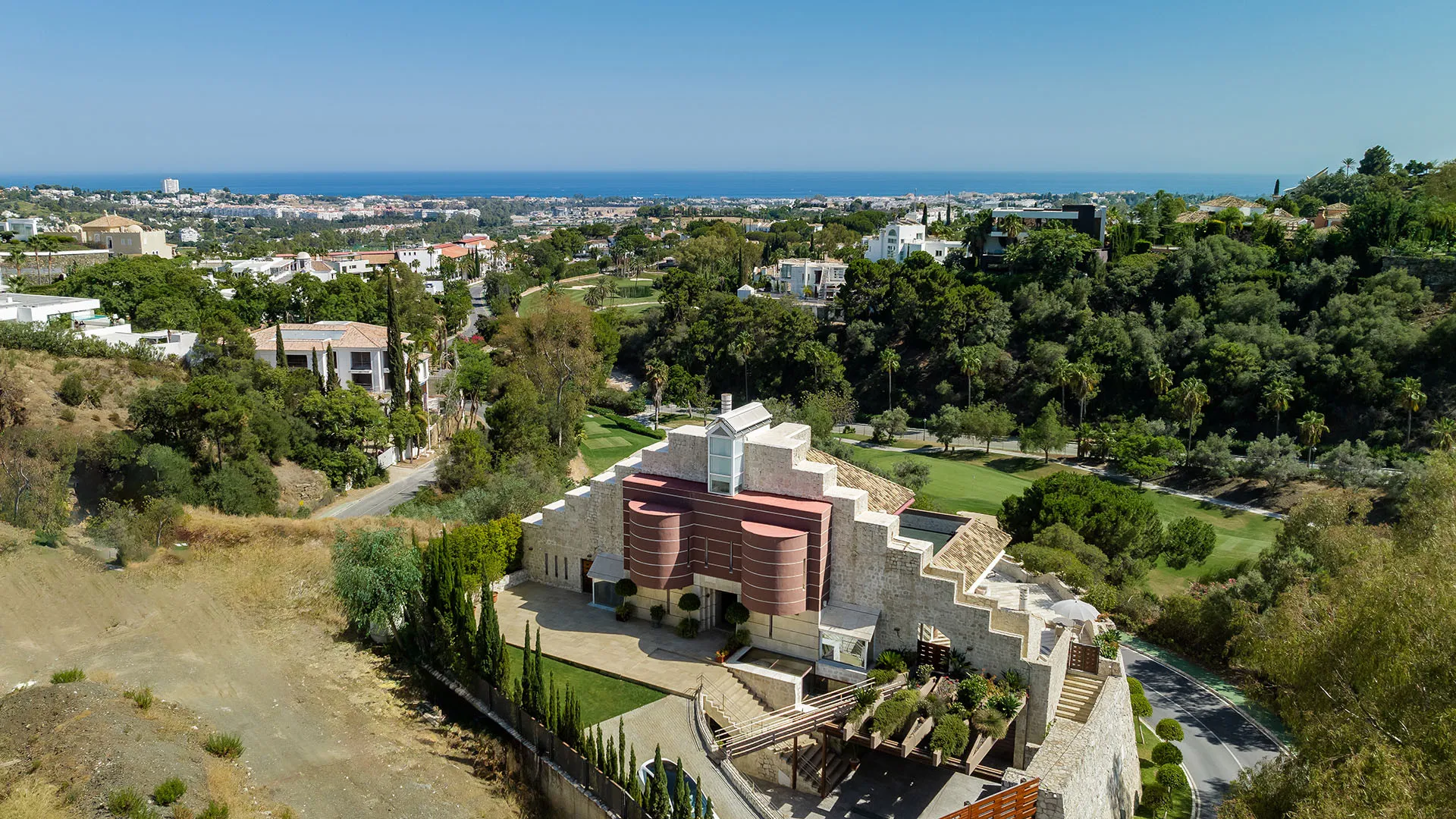 Villa en venta en La Quinta con 5 dormitorios