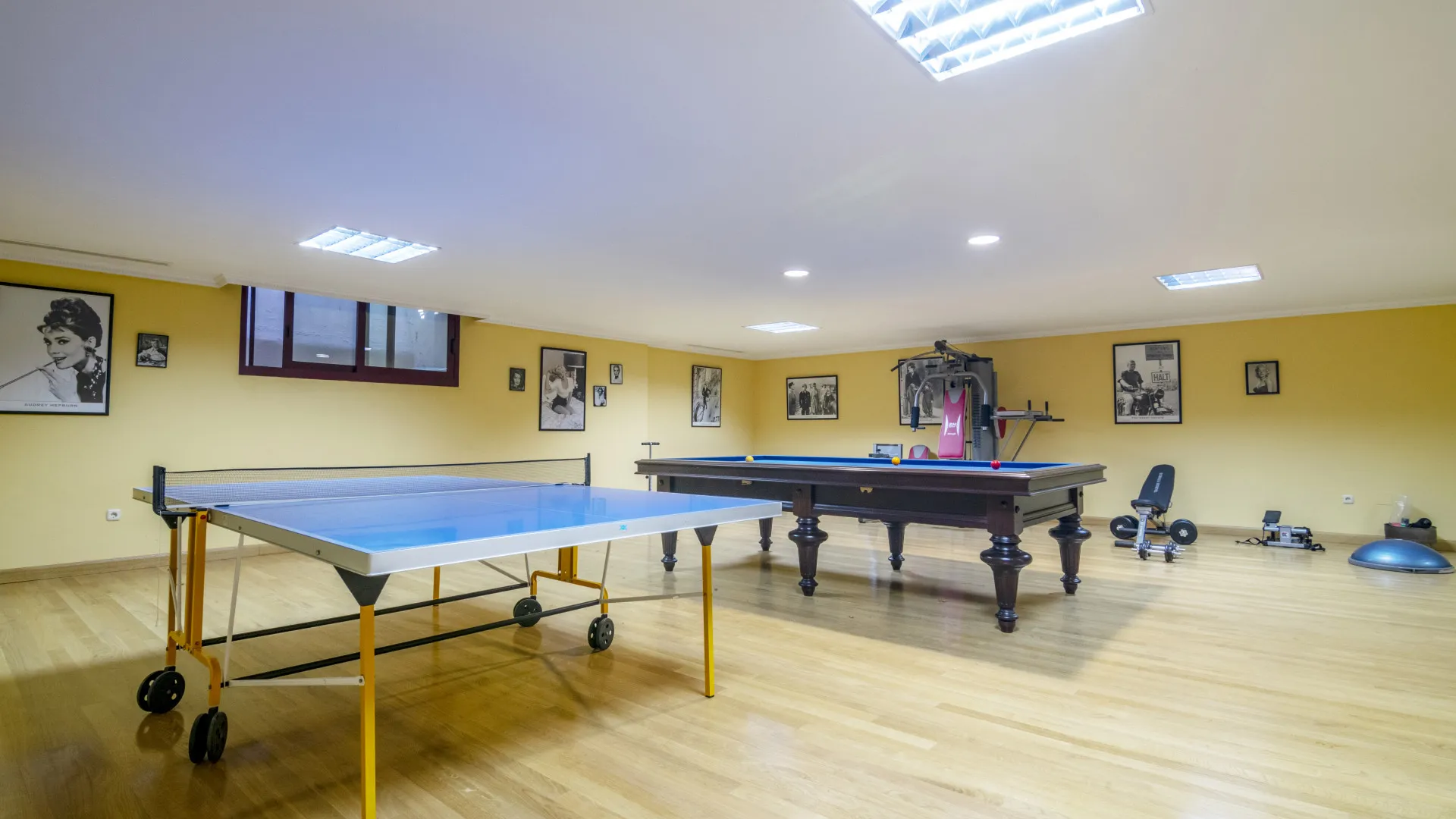Altos Reales 5 bedrooms villa for sale