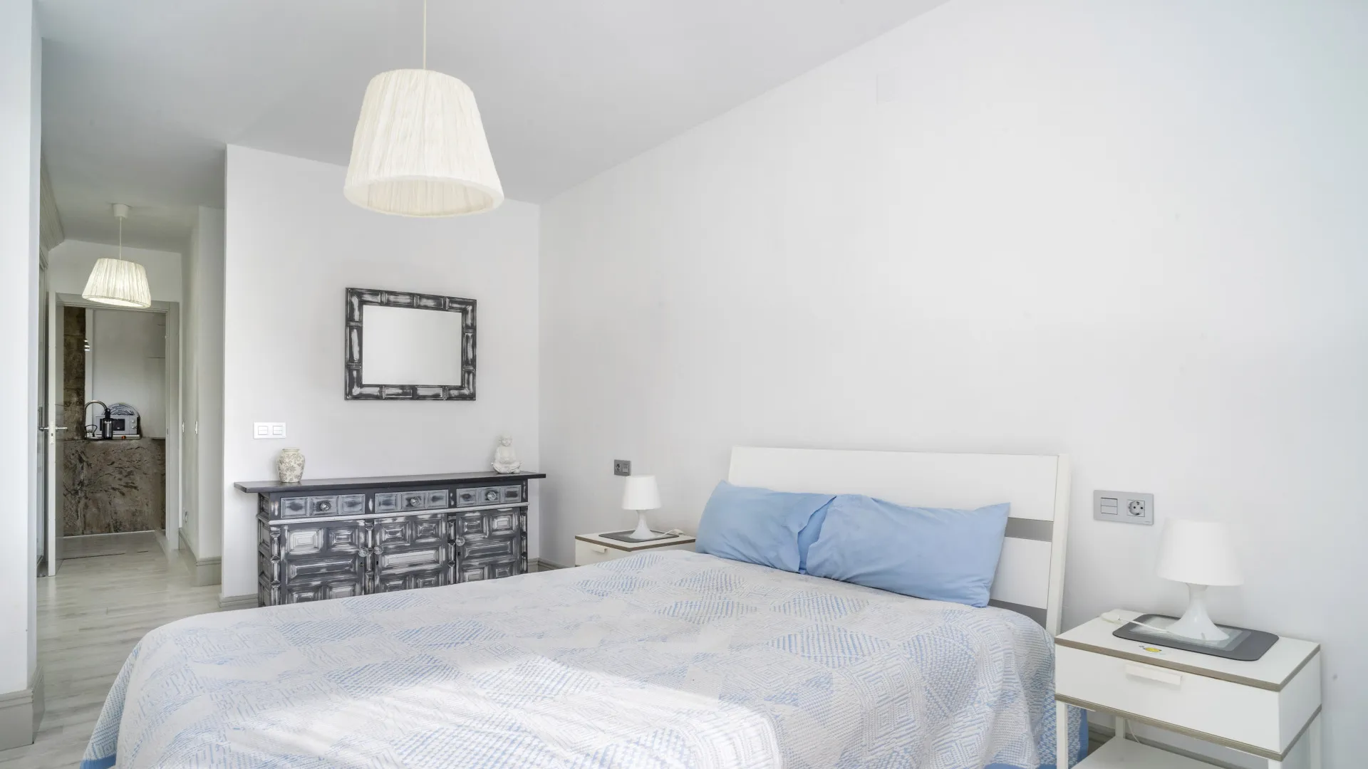 Apartamento planta baja a la venta de 2 dormitorios en Jardines de Andalucia