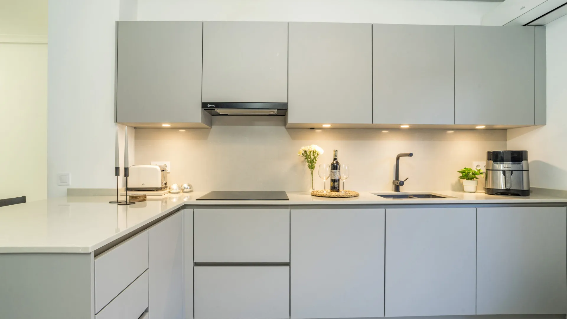 Buy 3 bedrooms ground floor apartment in La Maestranza