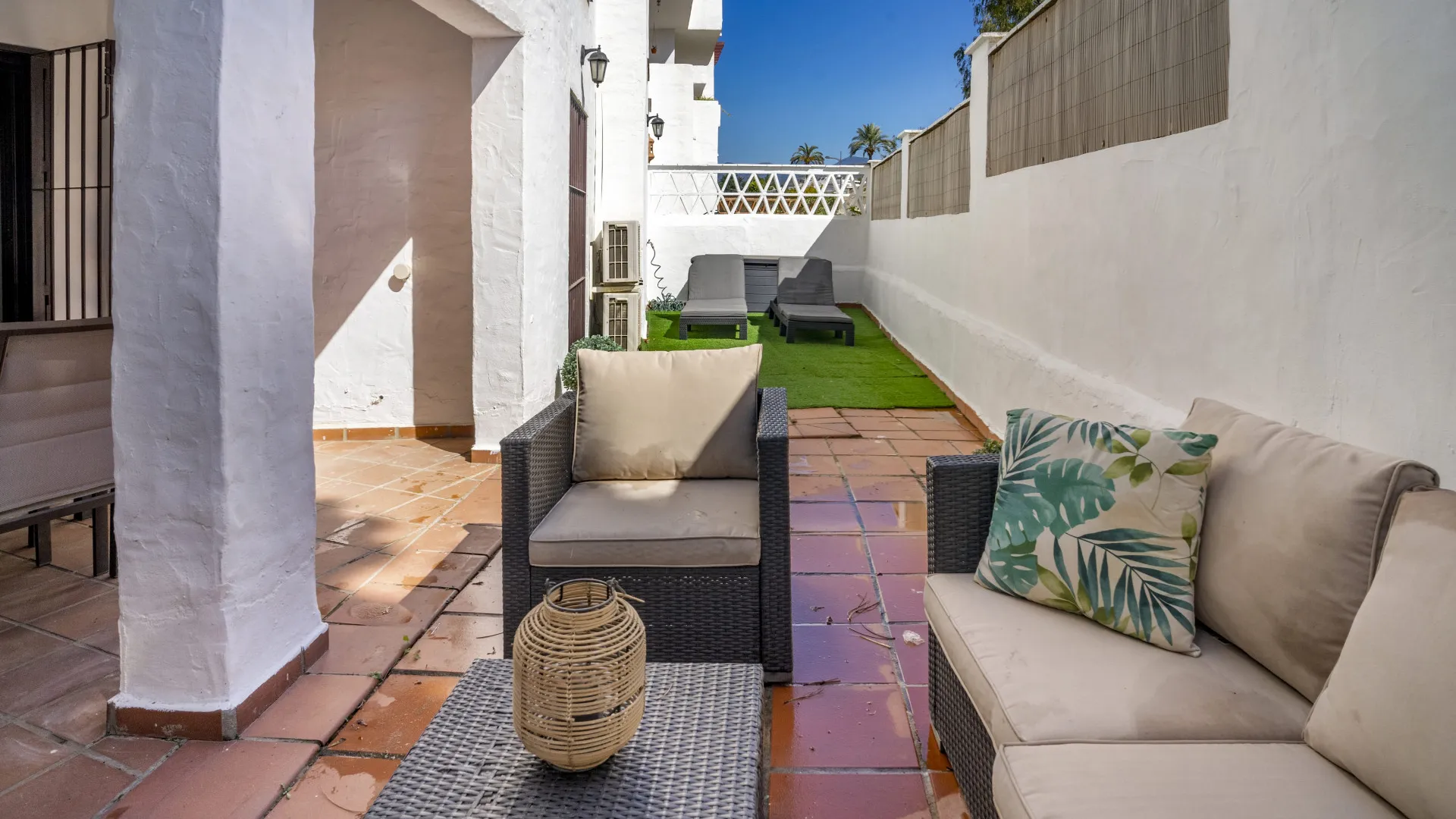 Buy 3 bedrooms ground floor apartment in La Maestranza