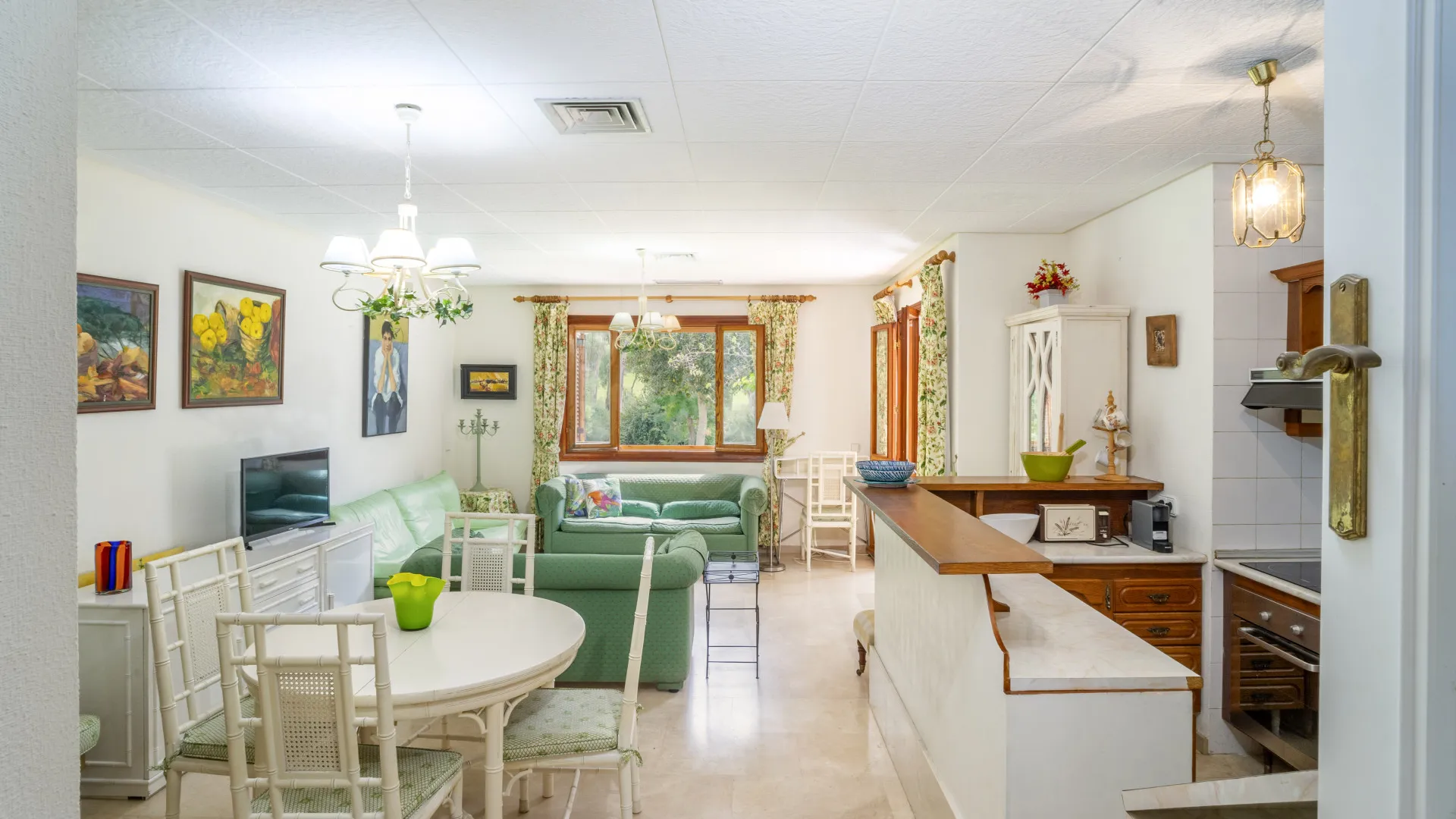 Apartamento planta baja en venta en Le Village