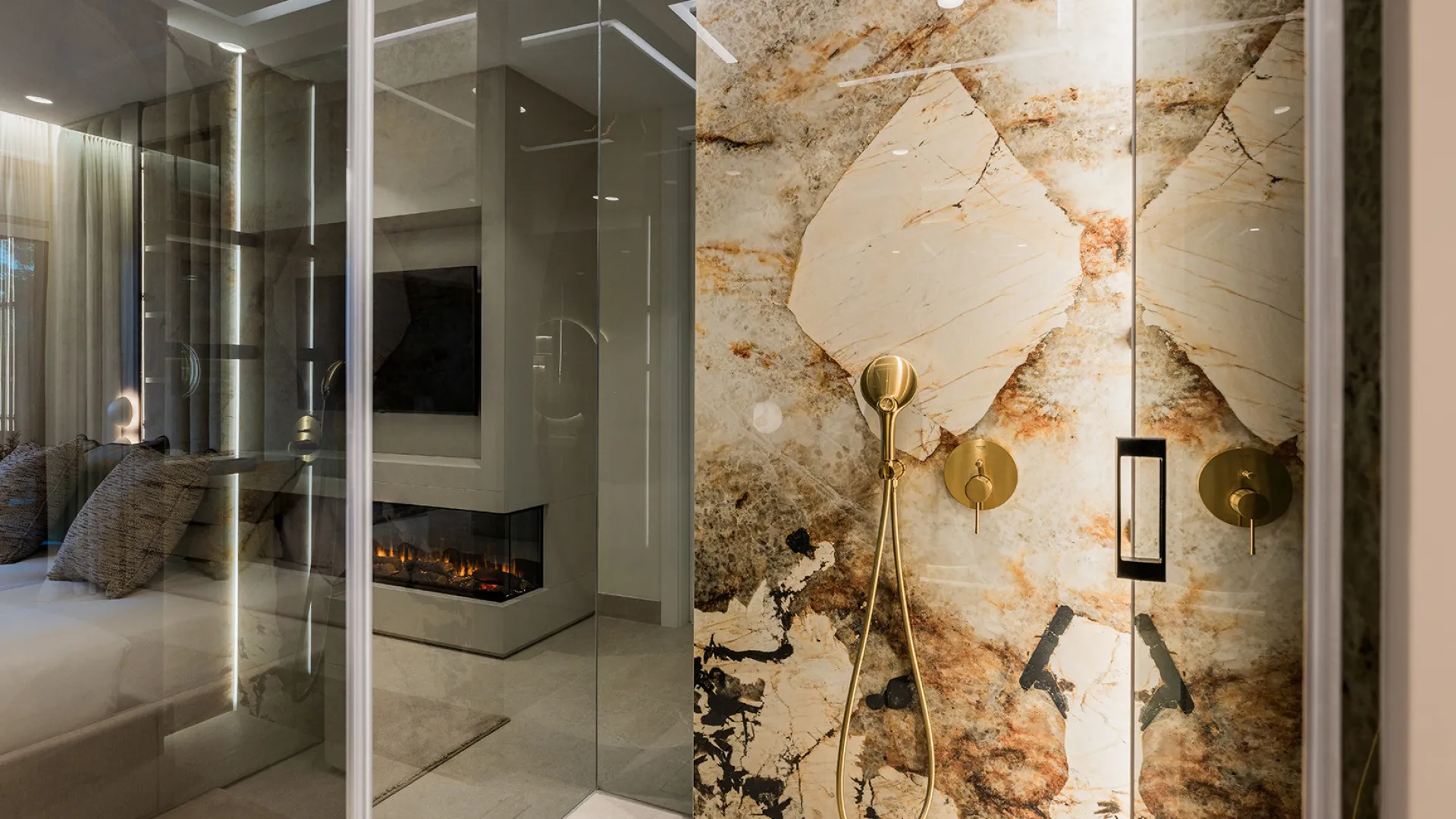 Apartamento planta baja en venta con 3 dormitorios en Bahía del Velerín