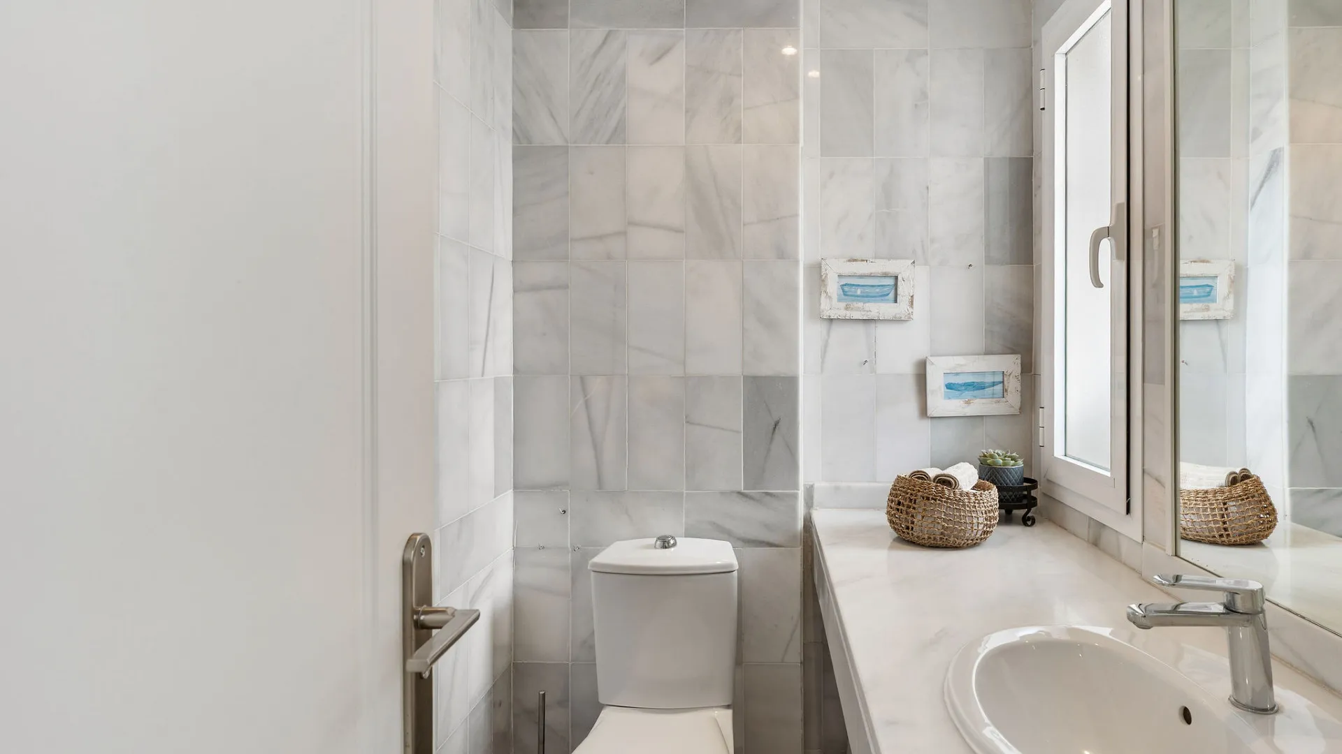 4 bedrooms town house in Los Naranjos de Marbella for sale