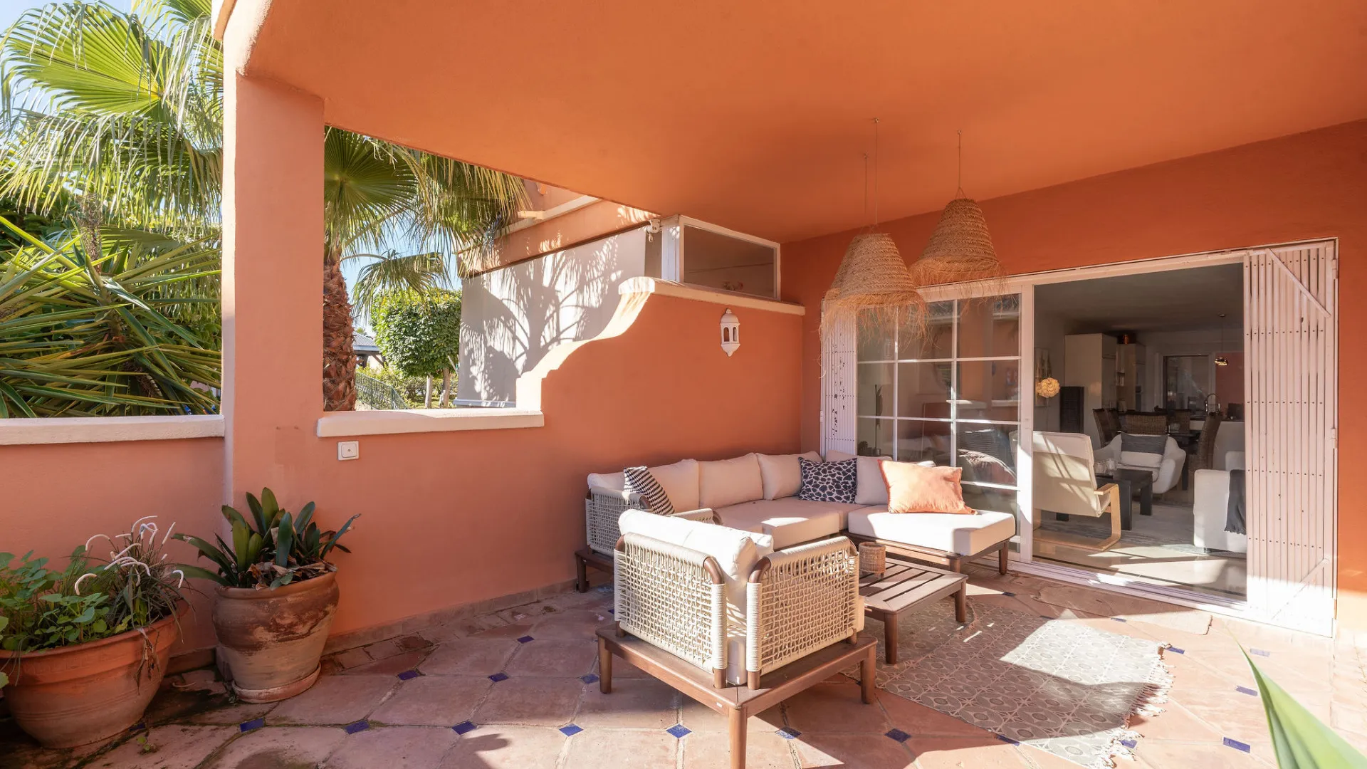 For sale ground floor duplex in Andalucia Alta